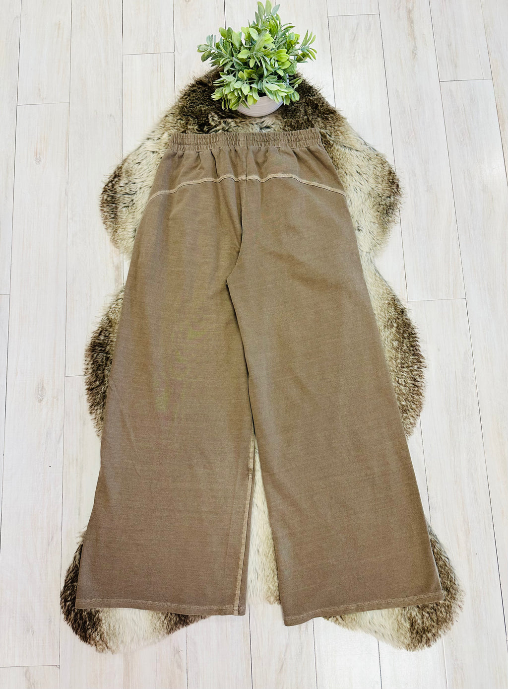 Women’s Mocha Wide Leg Crop/Petite Pants by Zenana- True to Size