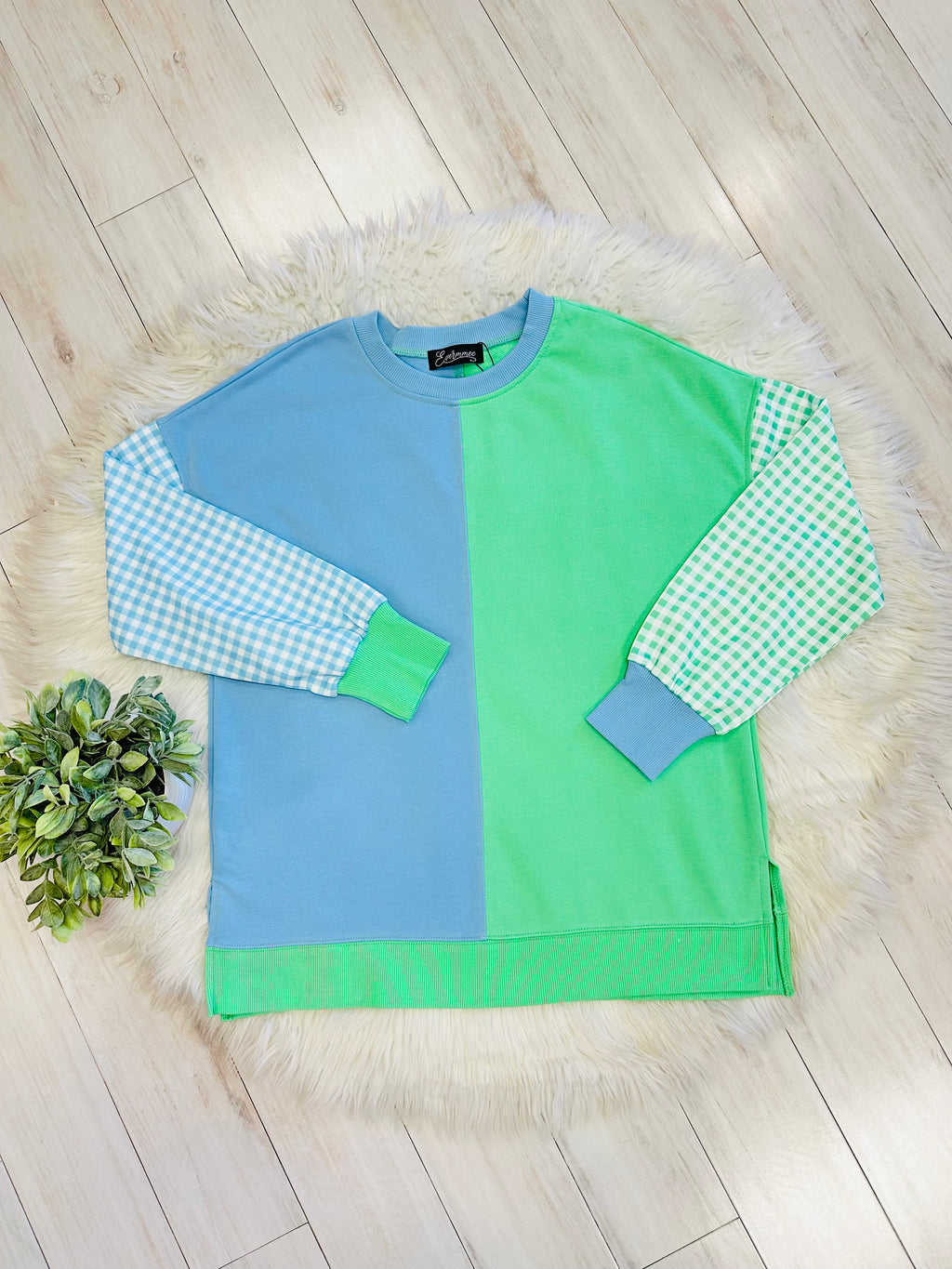 Women’s Evermmee Green & Blue Color Block Top with Gingham Print Sleeves- True to Size
