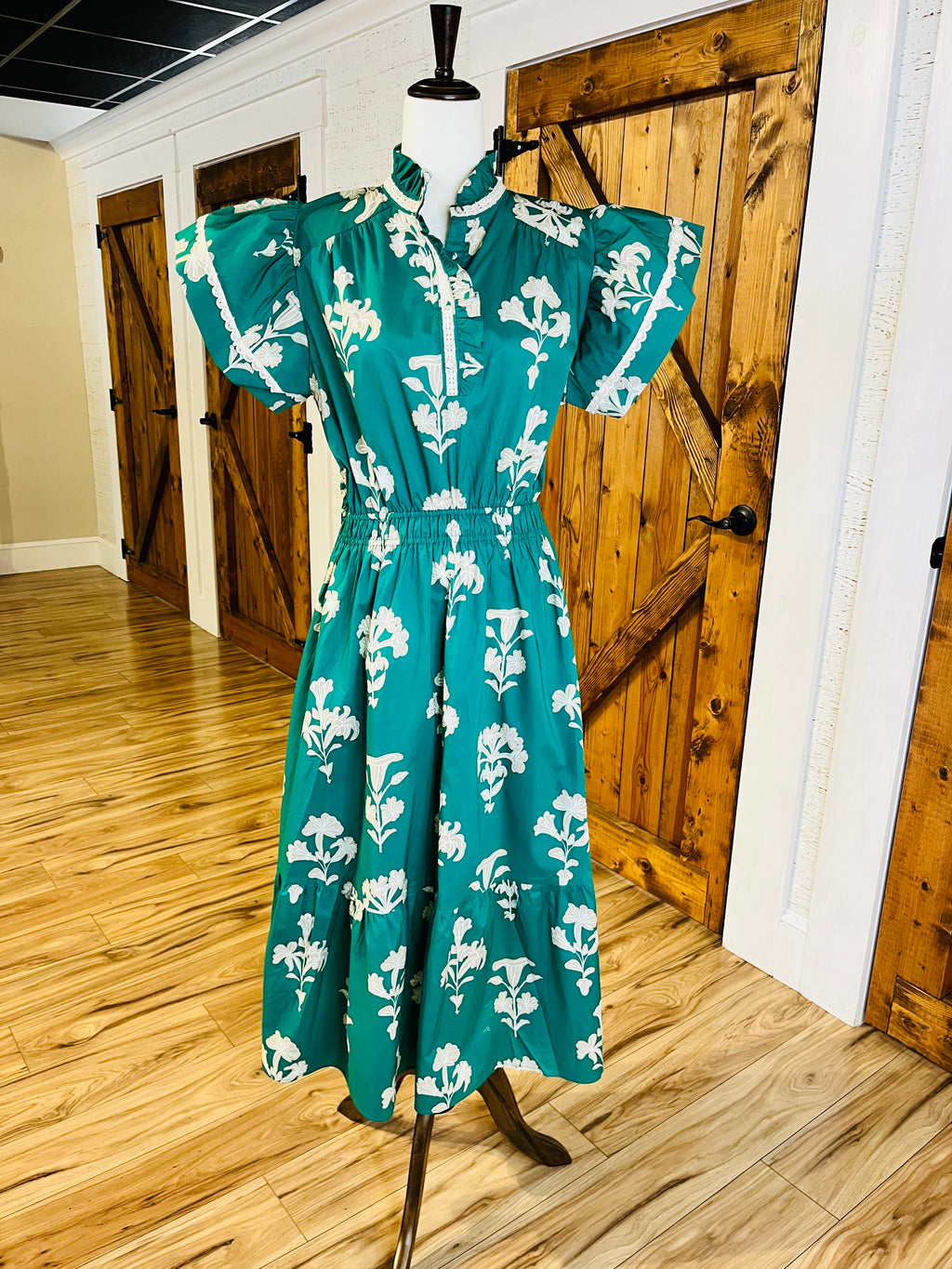 Women’s Umgee Green Floral Lace Detail Dress