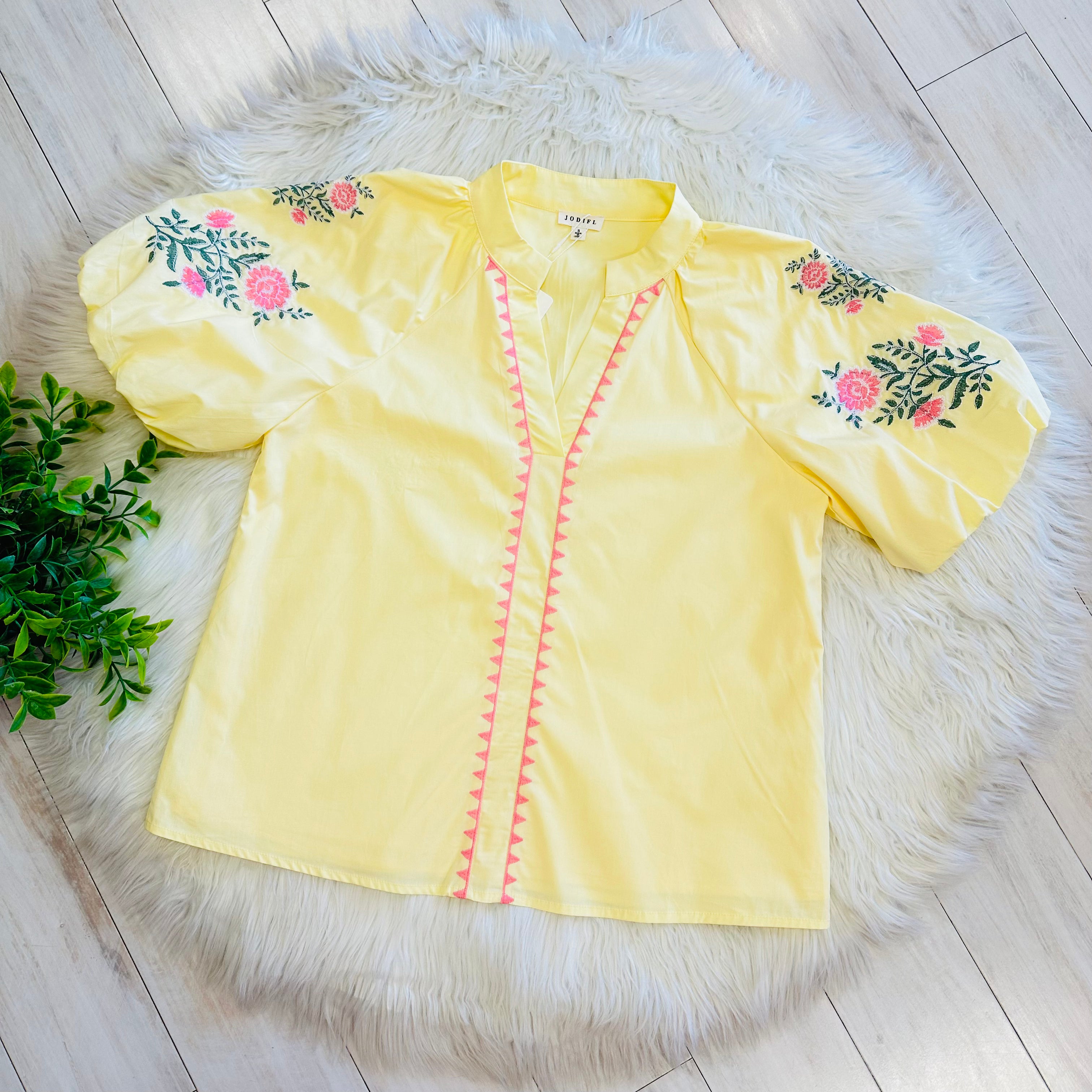 Women’s Jodifl Yellow Floral Embroidered Top