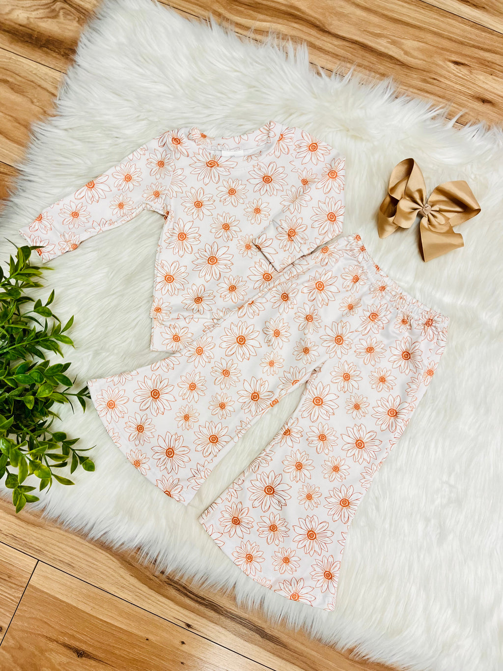 Girl’s Beige Floral Flare Pant Outfit