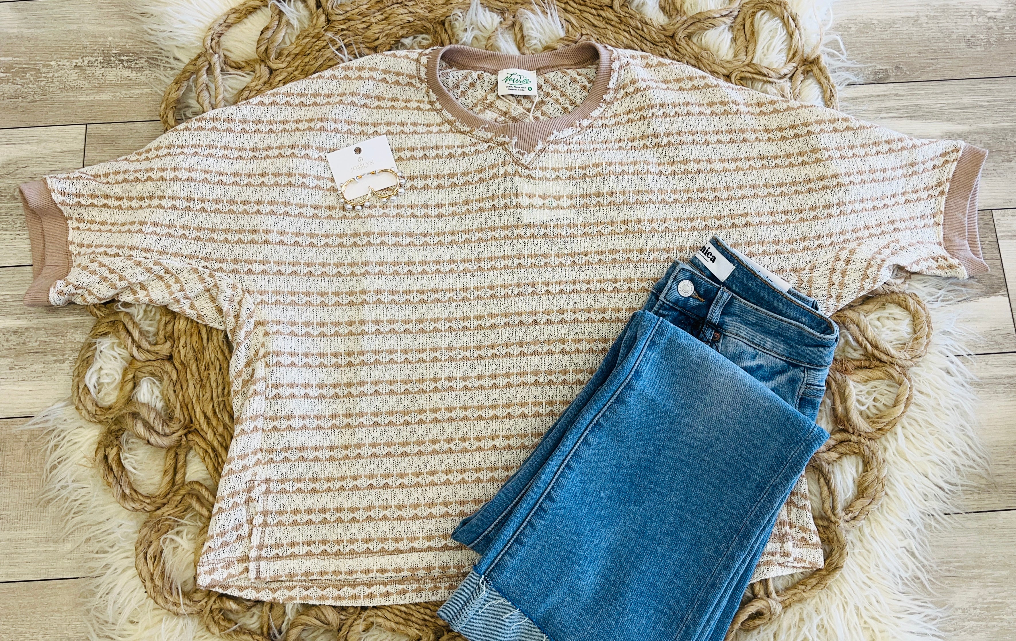 Women’s Very J Taupe and White Knit Top