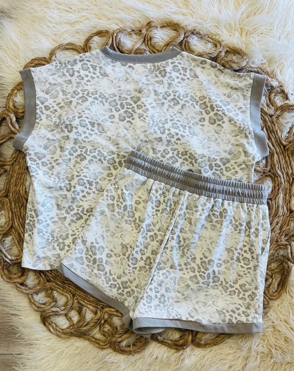 Women’s Grey Leopard Short Set