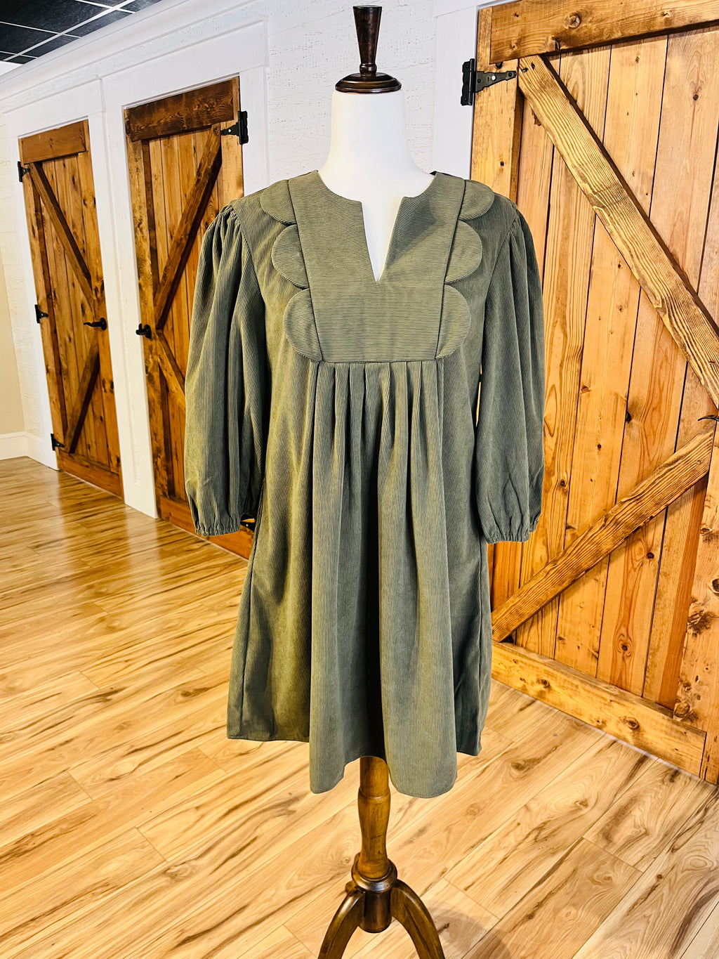 Women’s Evermmee Olive Green Scalloped Dress- True to Size