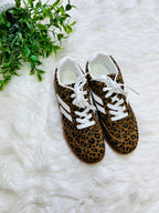 Women’s Leopard Scalloped Stripe Shoes
