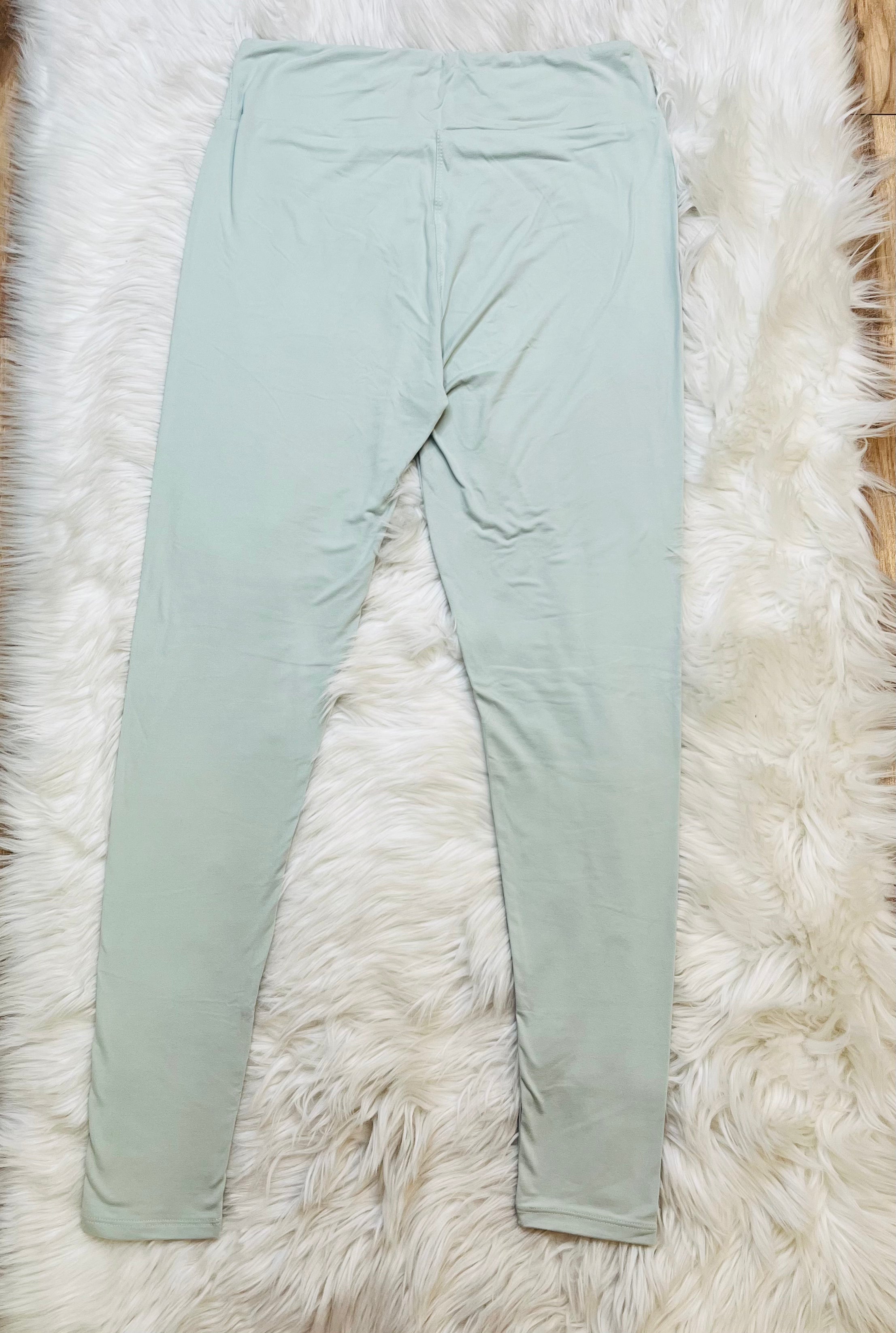Women’s Ultra Soft Pull on Leggings in Seafoam Long Length