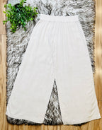 Women’s Umgee Regular and Curvy Oatmeal Linen Frayed Pants- True to Size
