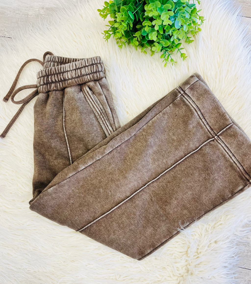 Women’s Zenana Mineral Wash Exposed Seam pants in Mocha -True to size