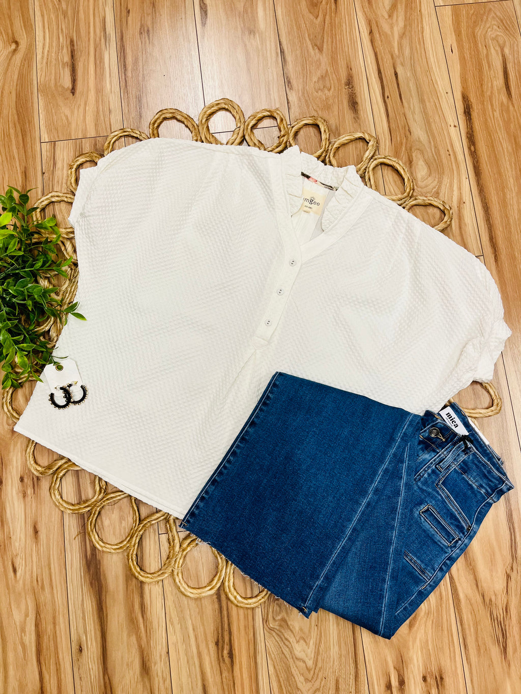 Women’s Umgee Cream Textured Button Down Top- Oversized