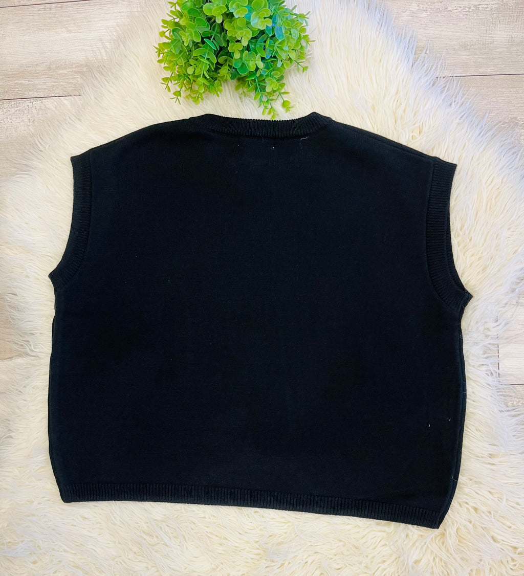 Women’s Zenana Sleeveless Sweater In Black - Oversized Fit