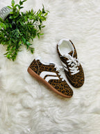 Women’s Leopard Scalloped Stripe Shoes