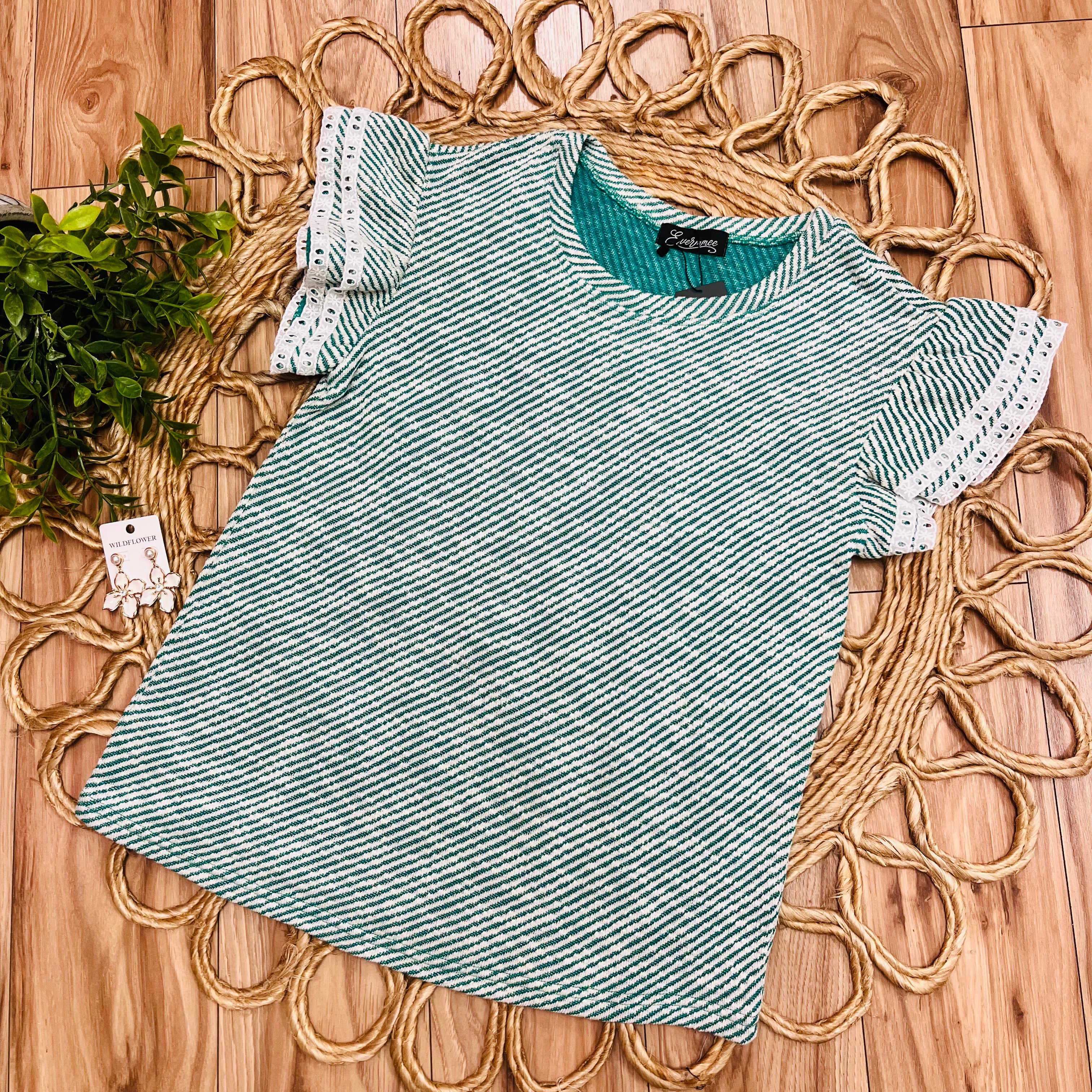 Women’s Evermmee Kelly Green Stripe Flutter Sleeve Top