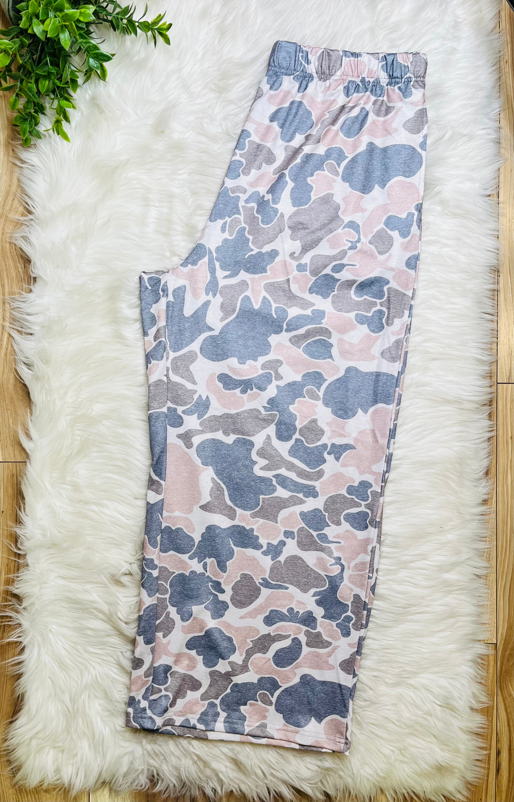 Women’s Evermmee Curvy Camo Pant Set