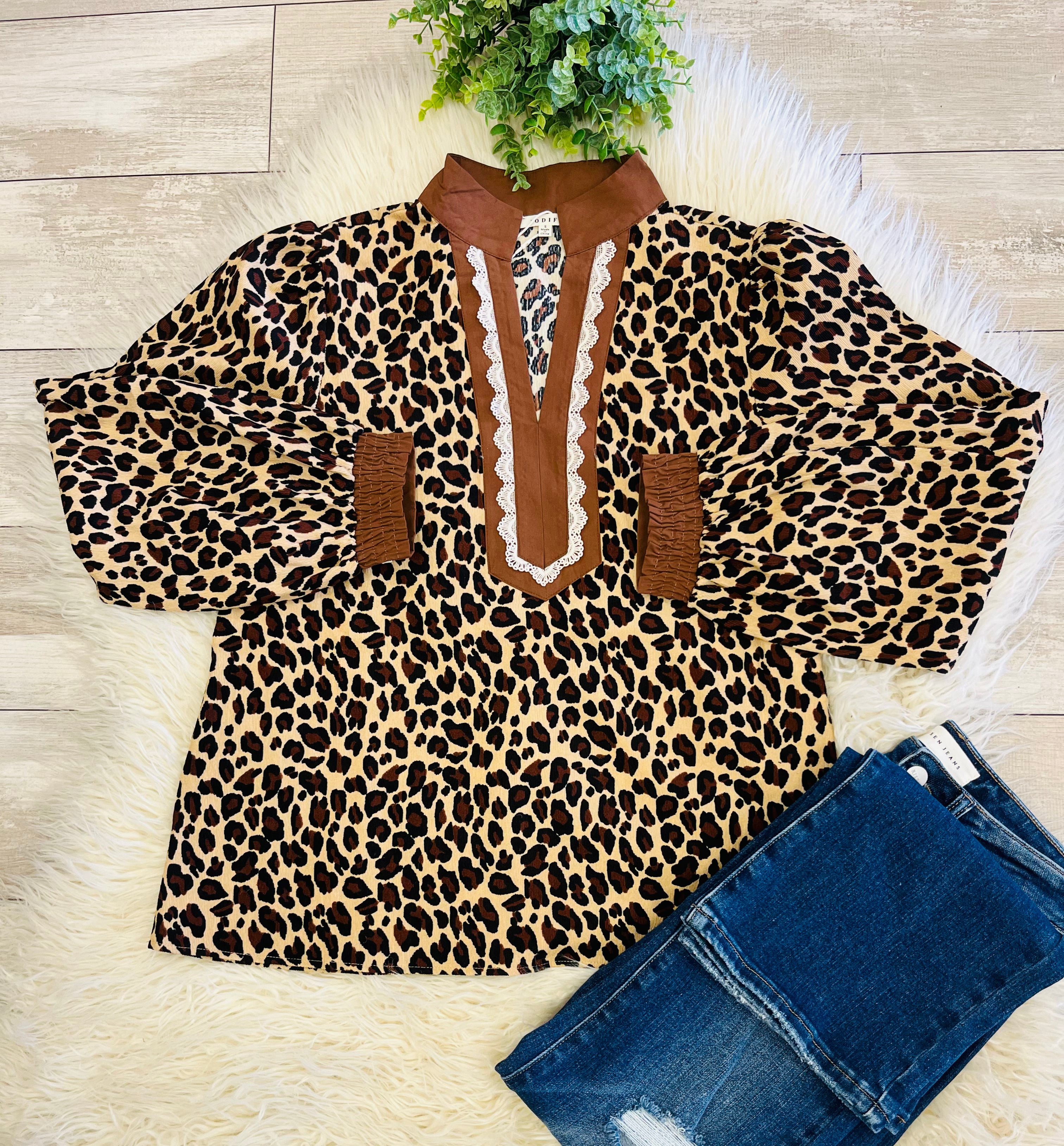 Women’s Leopard Jodifl lace top - True to size