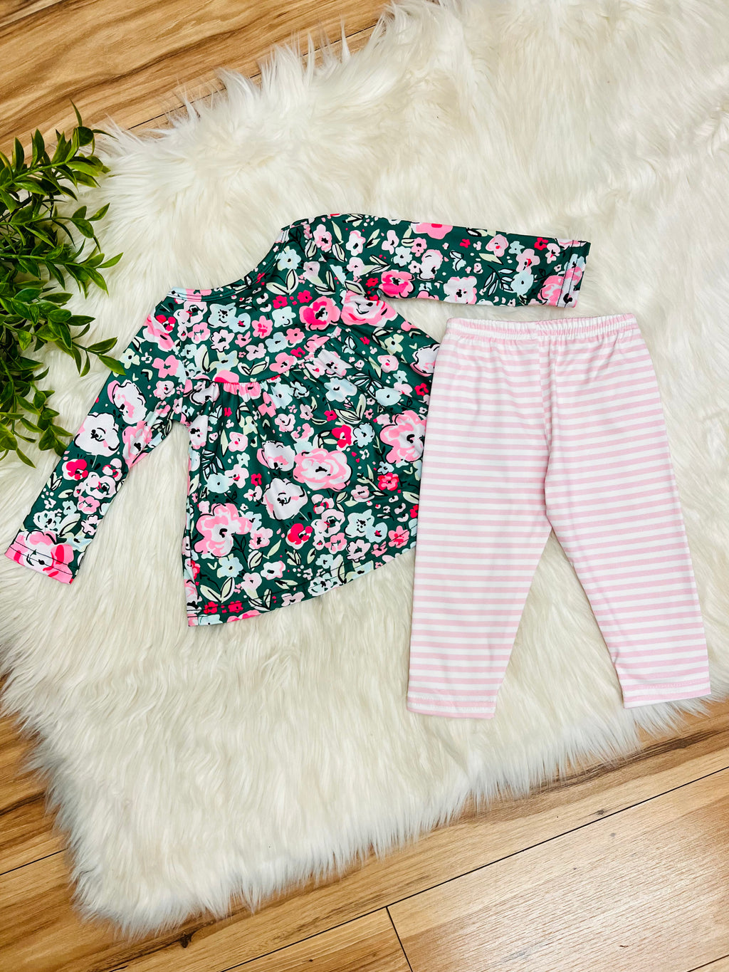 Girl’s Green & Pink Mixed Print Outfit
