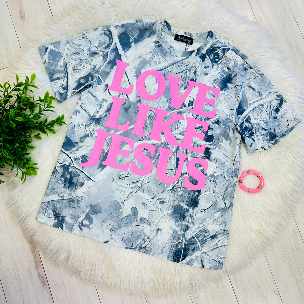 Women’s Camo Love Like Jesus Graphic Tee