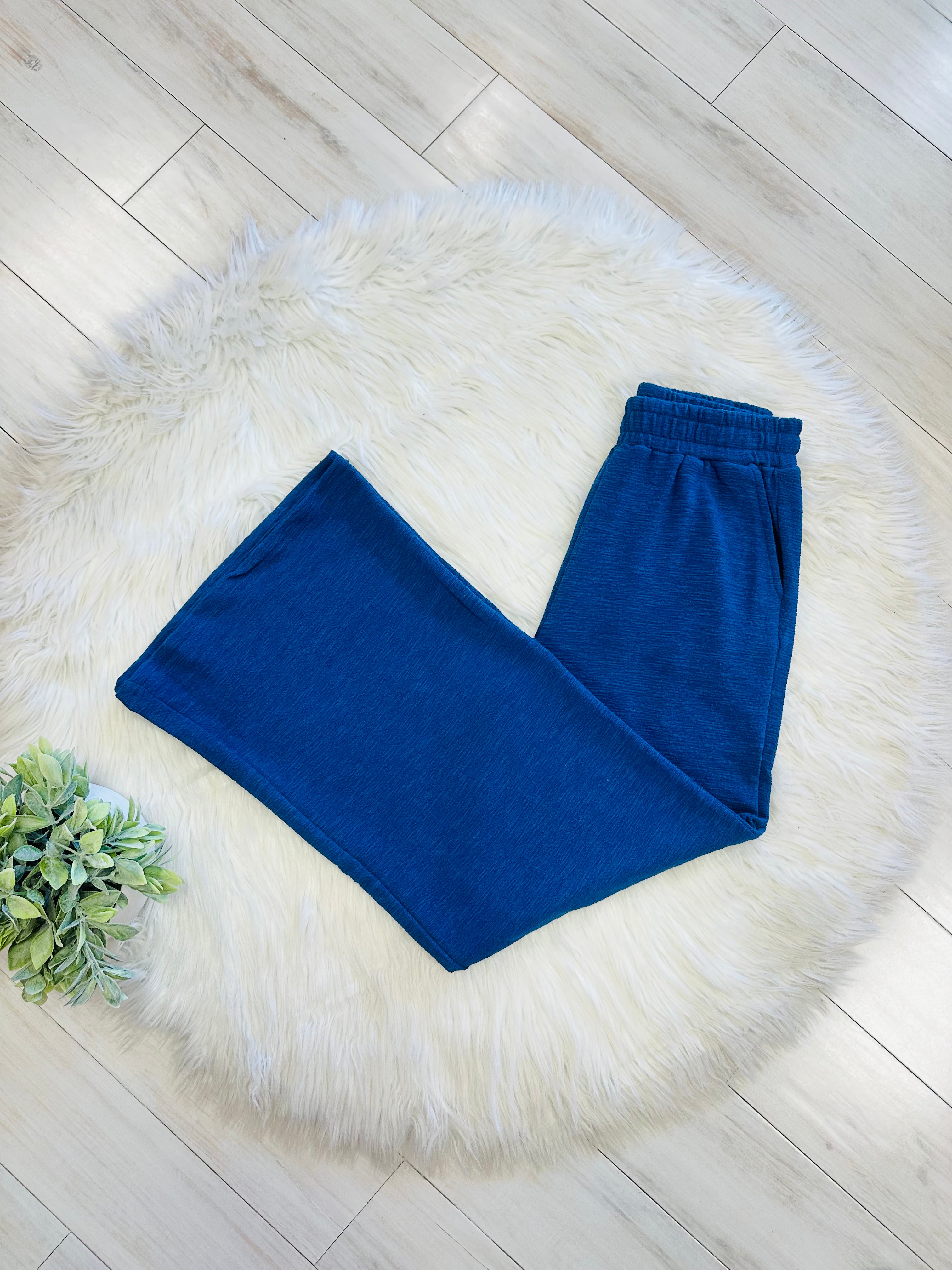 Women’s Zenana Blue Sleeveless Pant Set