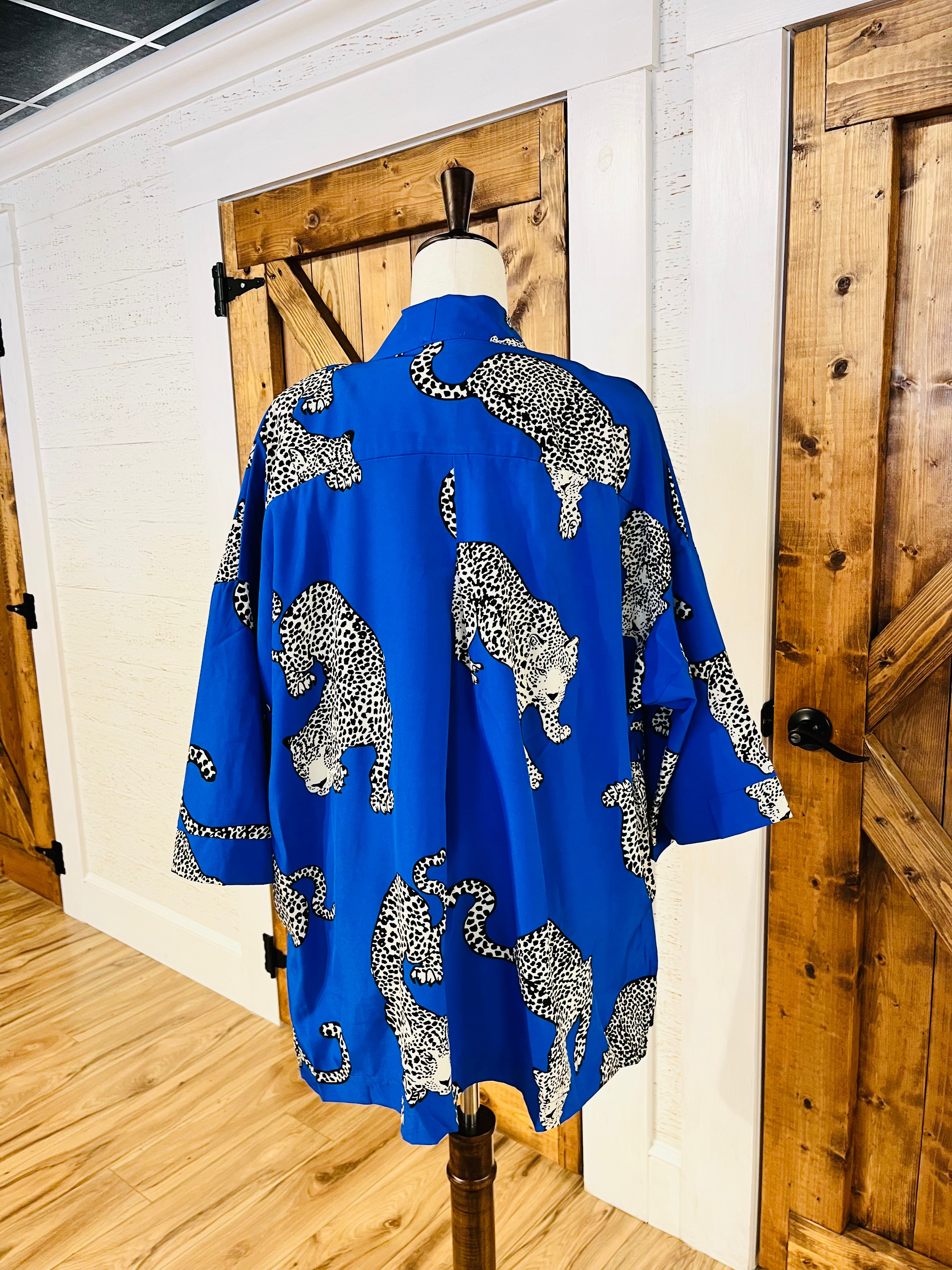 Women’s Umgee Jaguar Cardigan