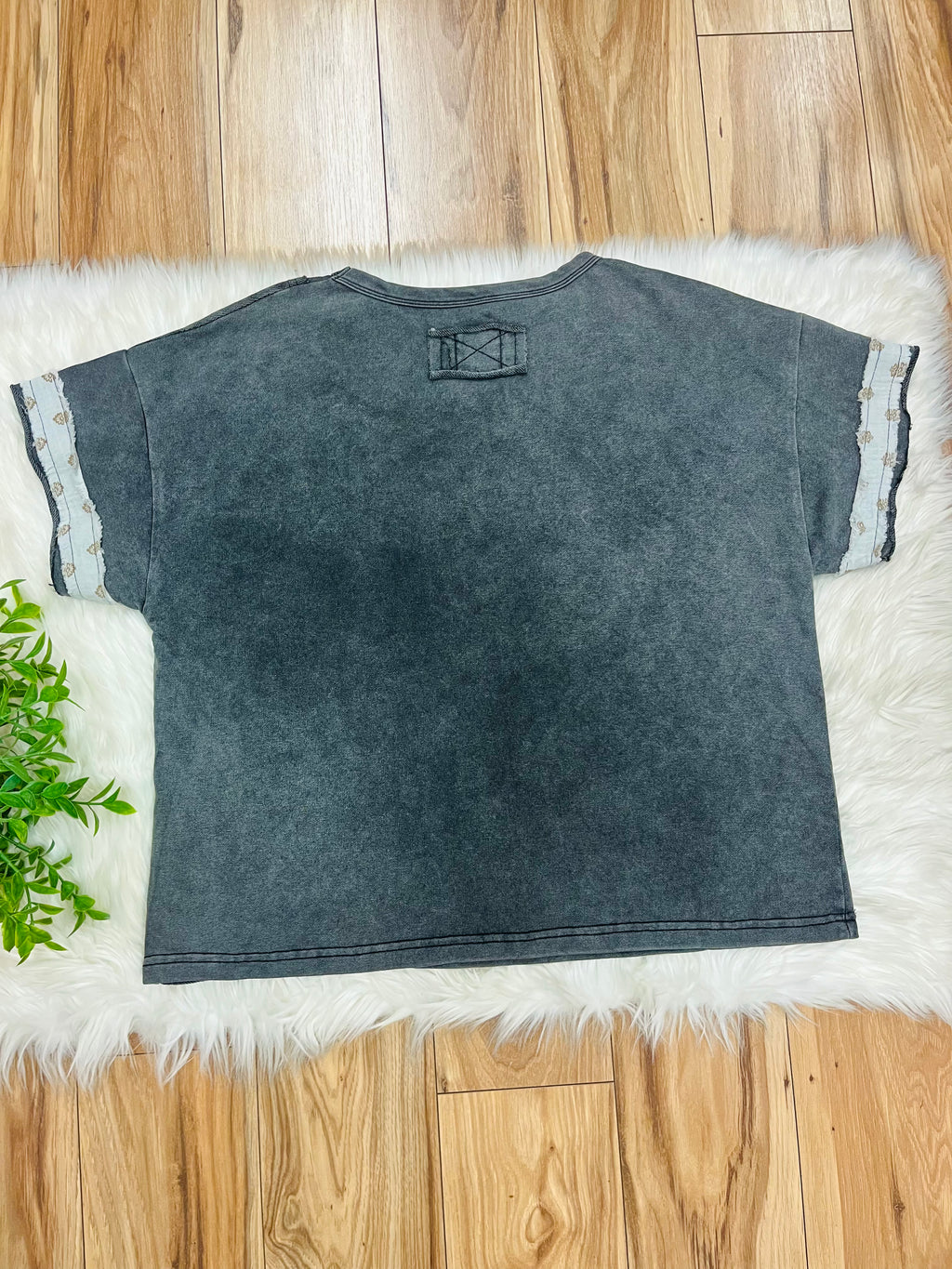 Women’s Umgee Ash Mineral Wash Flower Patch Top- Loose Fit