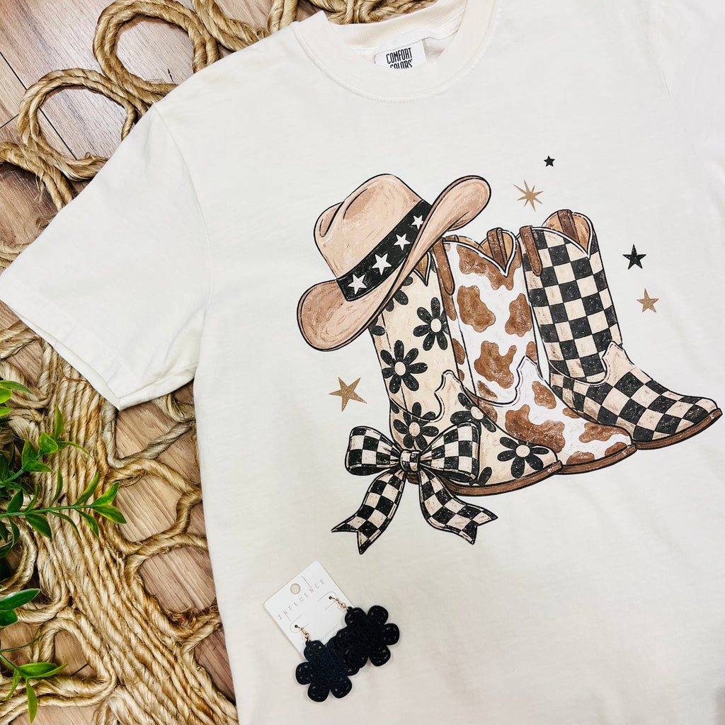 Women’s Western Mixed Print Cream Graphic Tee