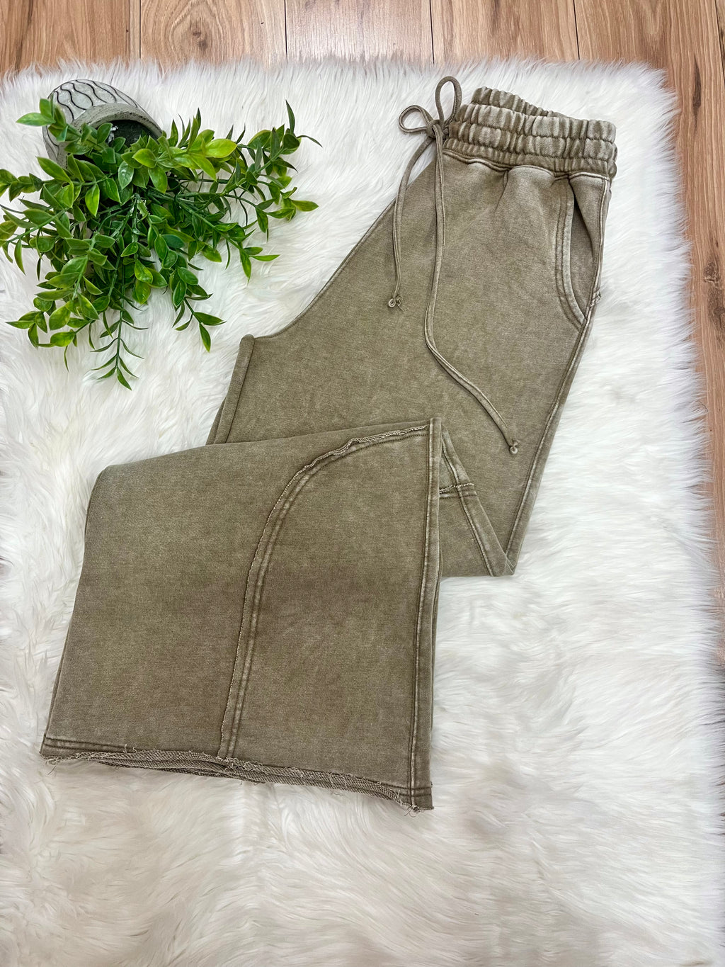 Women’s Zenana Mocha Brown Wide Leg Acid Wash Pants- Oversized