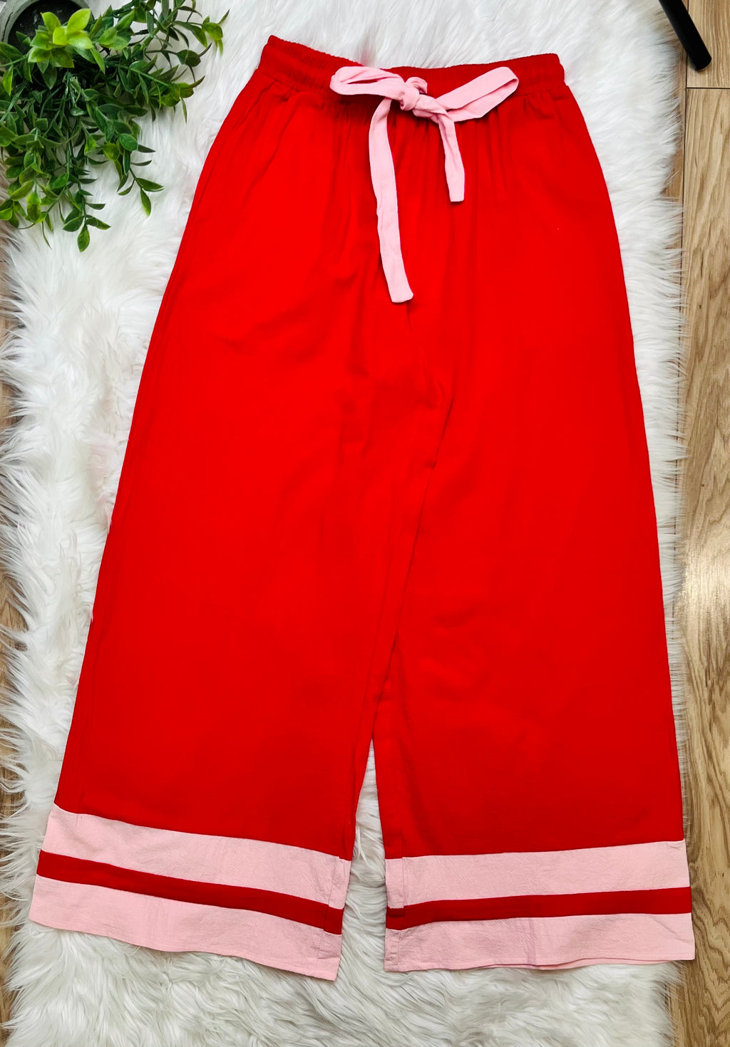 Women’s Red and Pink Contrast Trim Pant Set