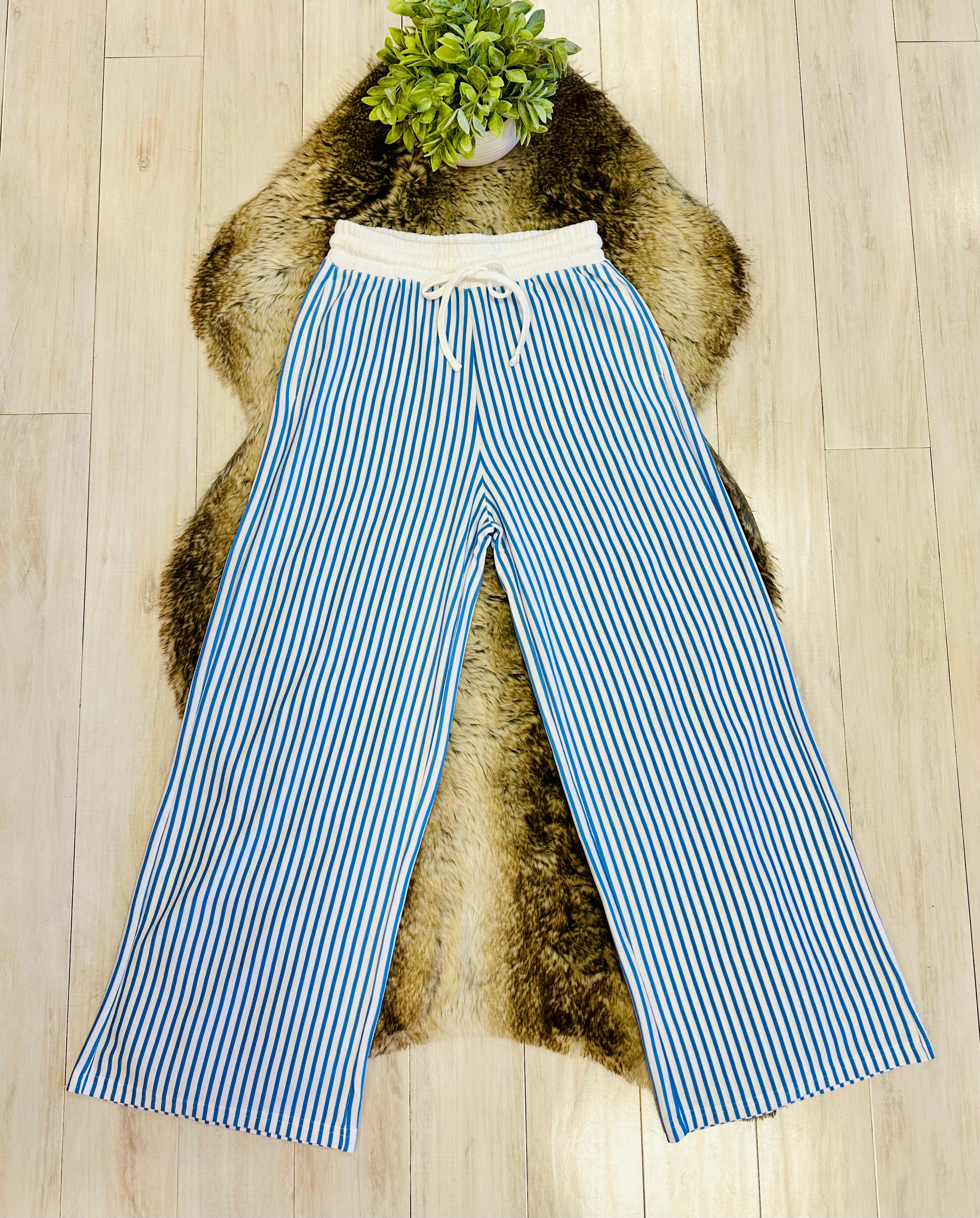 Women’s Zenana White & Light Blue Long Sleeve Stripped Set
