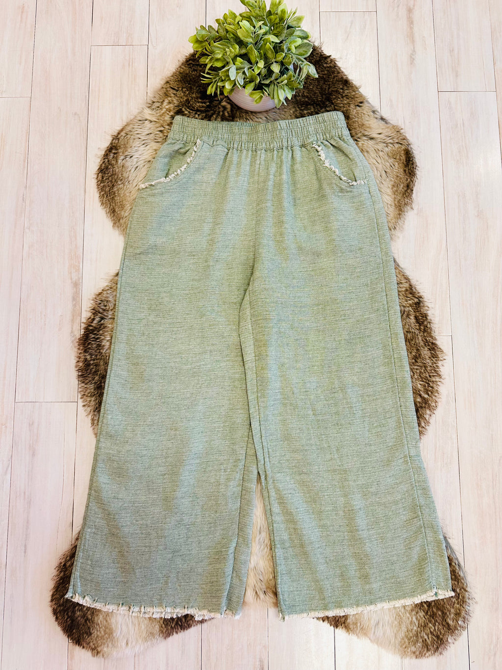 Women’s Umgee Sage Wide Leg Pants with Frayed Hem- Loose Fit