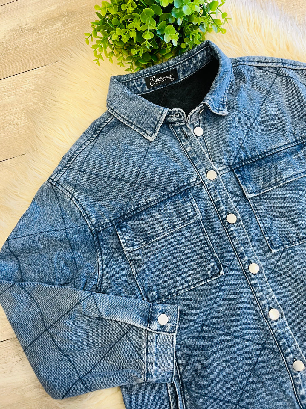 Women’s Evermmee Quilted Denim Top - True to size