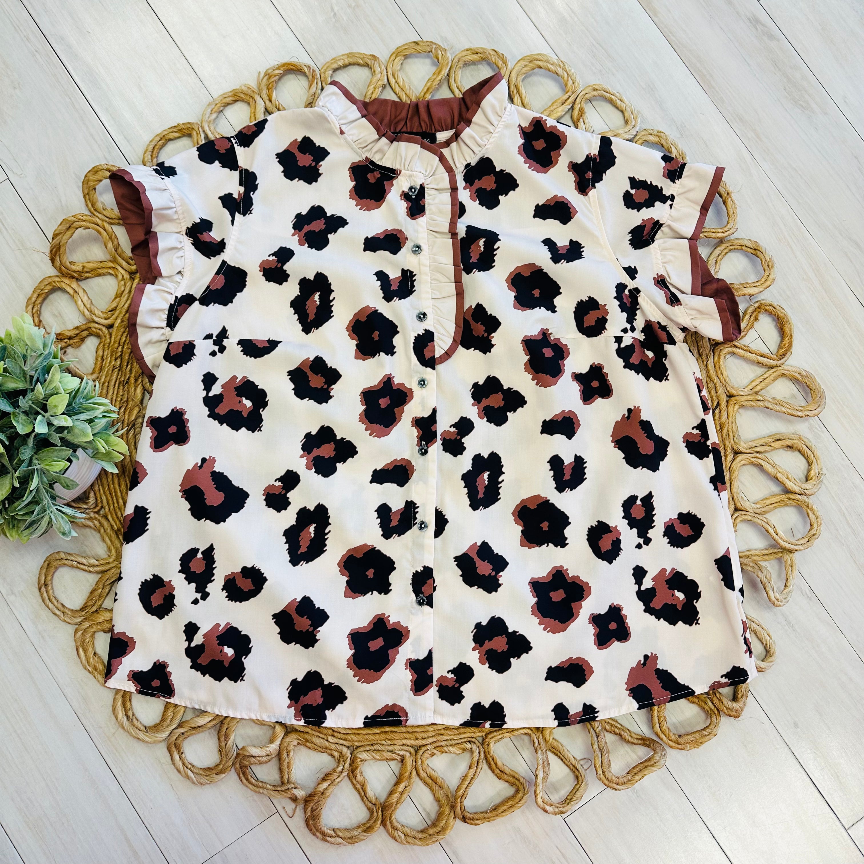Women’s Evermmee Leopard Print Button Down Top