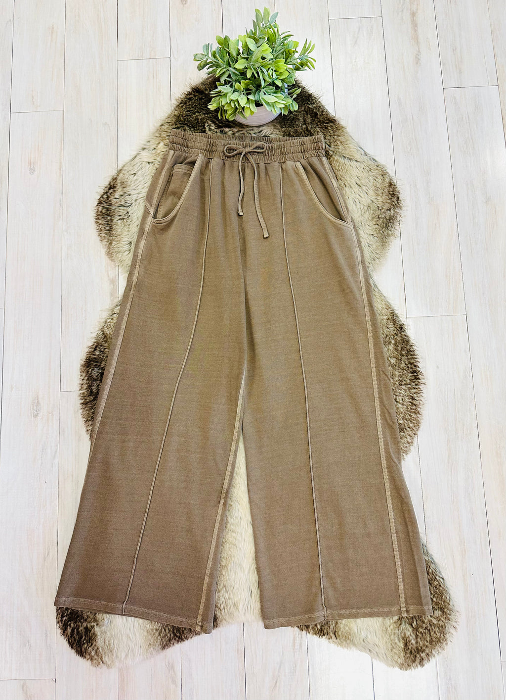 Women’s Mocha Wide Leg Crop/Petite Pants by Zenana- True to Size
