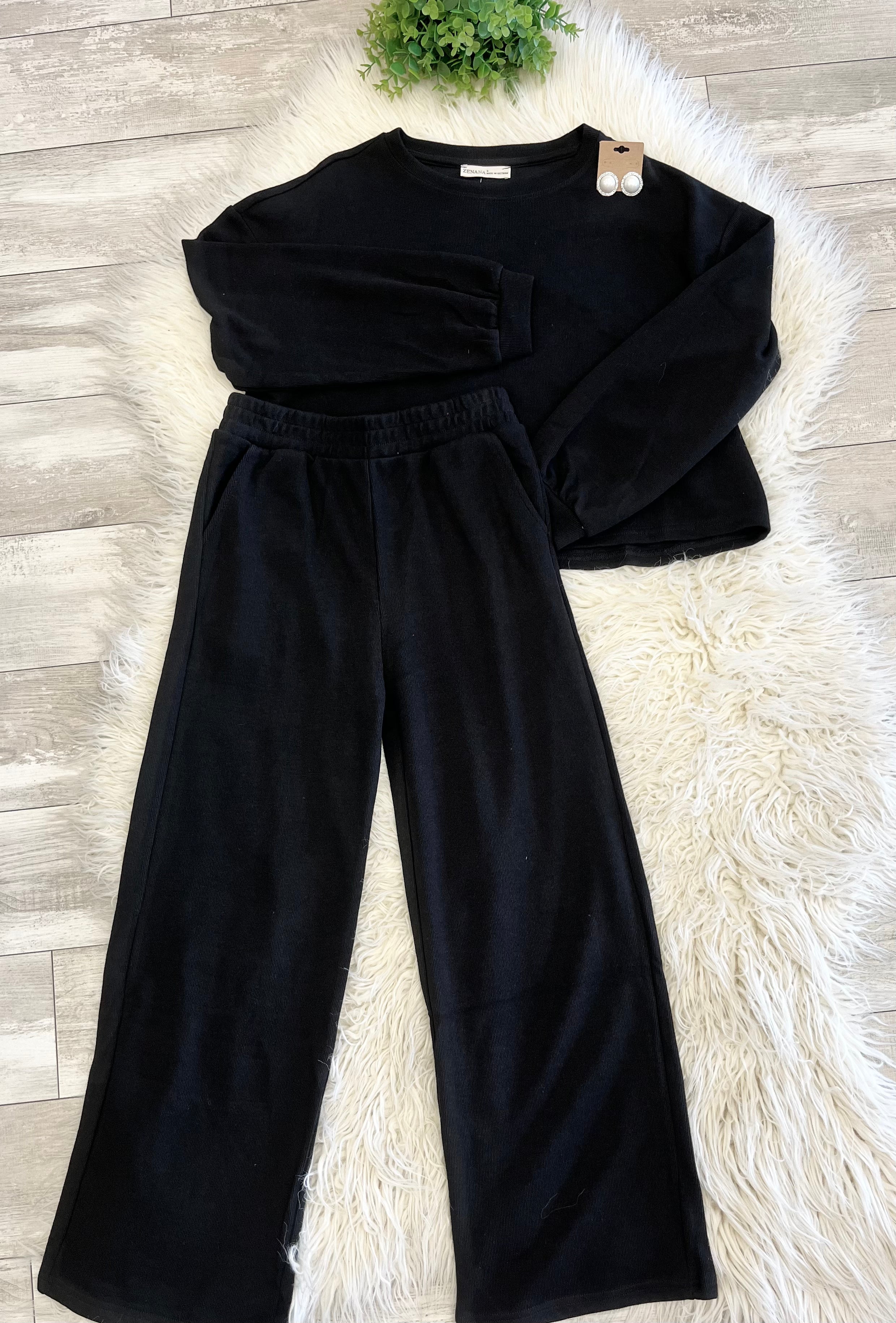 Women’s Zenana Black Long Sleeve Two Piece Set - True to size