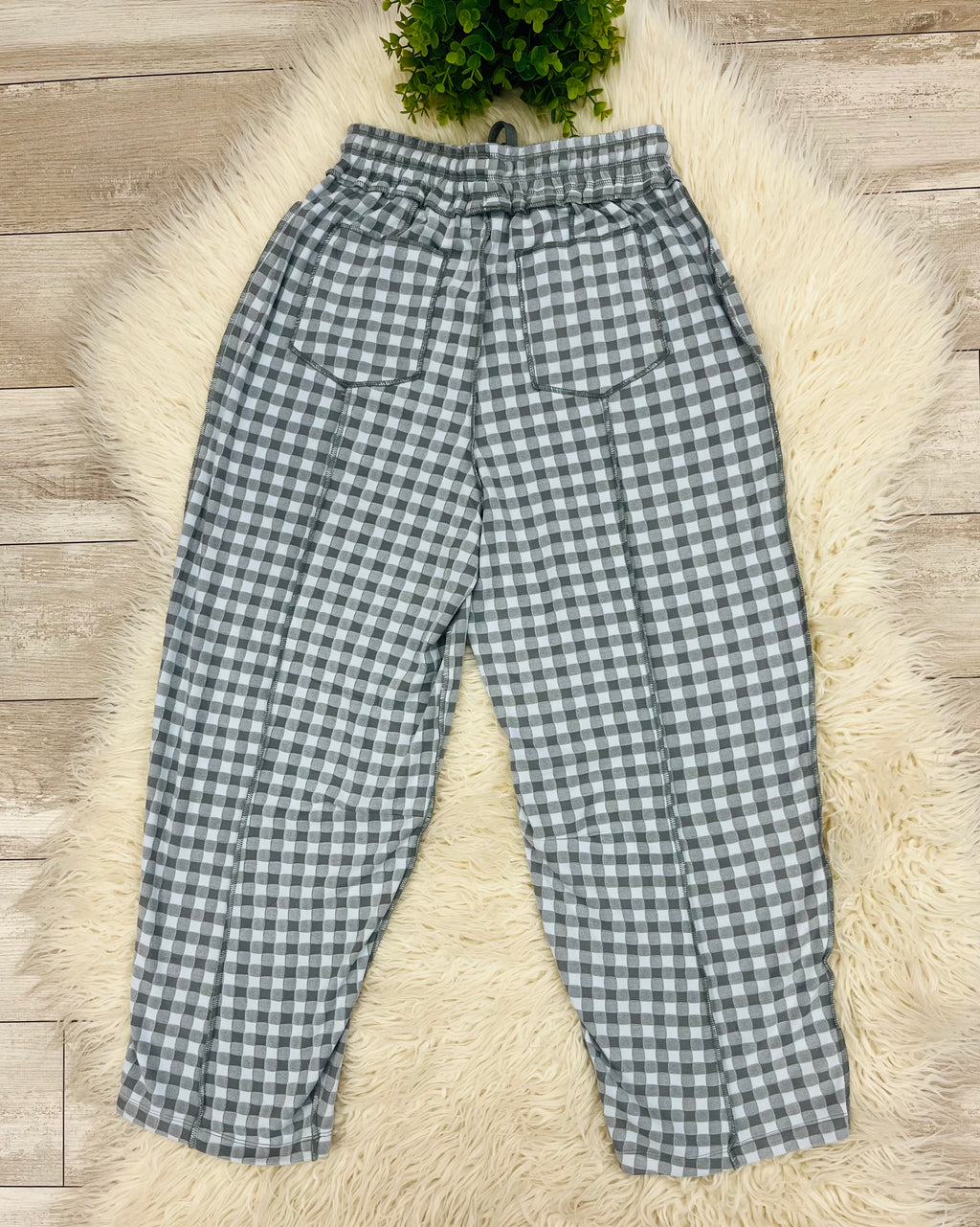 Women’s Anniewear Grey Check Barrel Knit Pants - True to Size