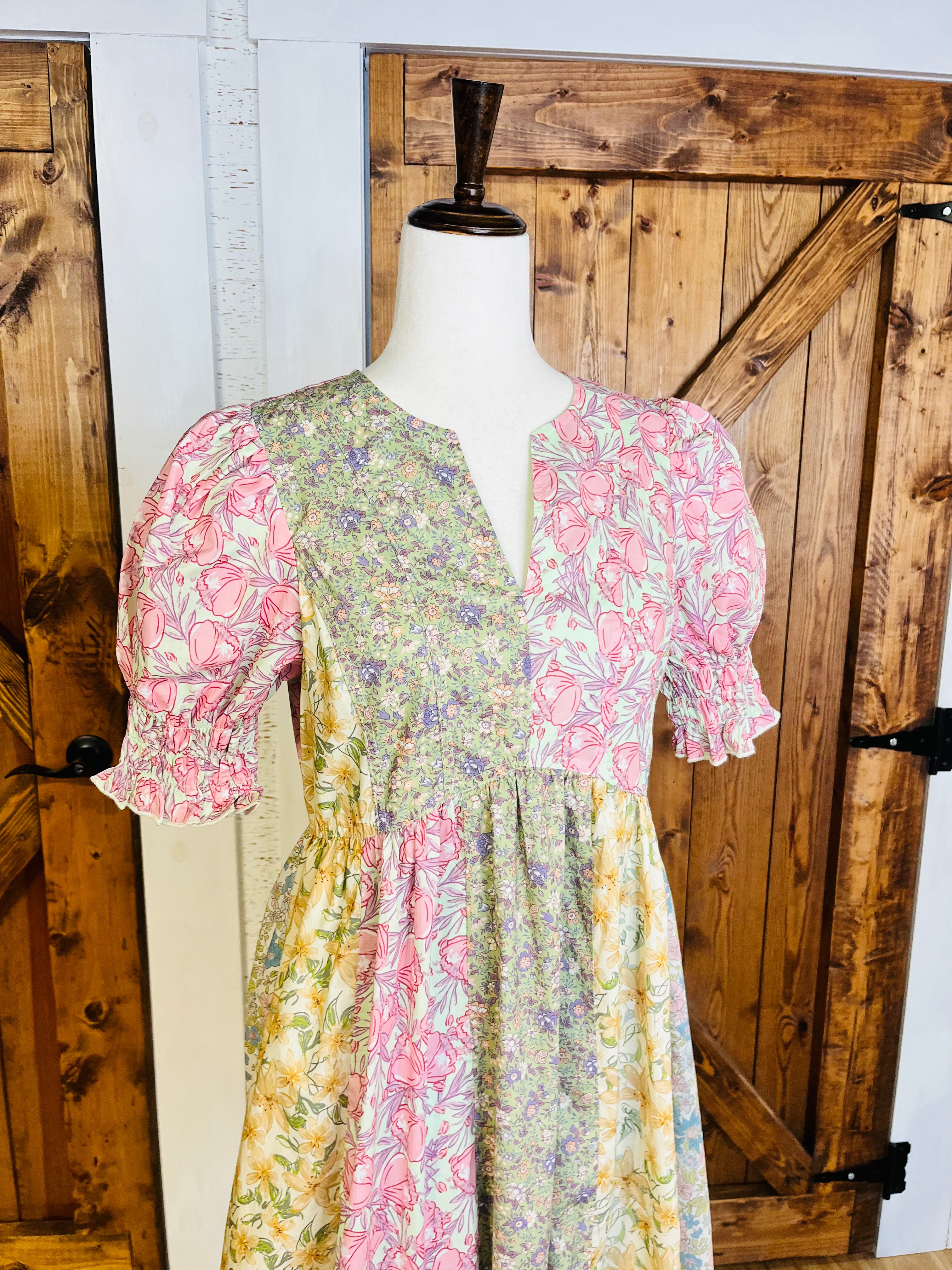 Women’s GiGiO Sage Mixed Floral Print Midi Dress with Puff Sleeves