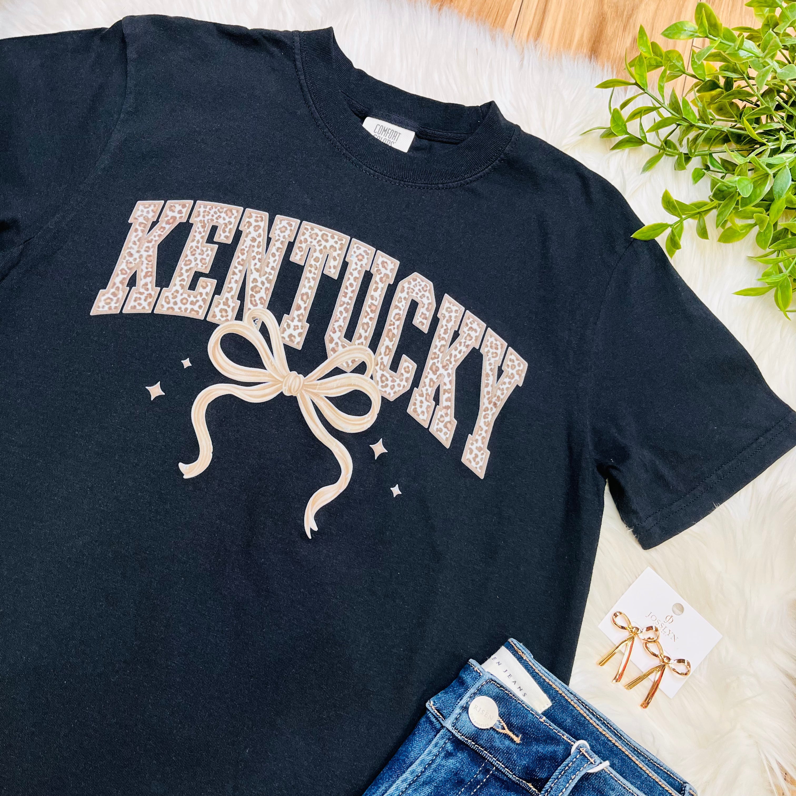 Women’s Black Kentucky Cheetah Print Bow Graphic Tee