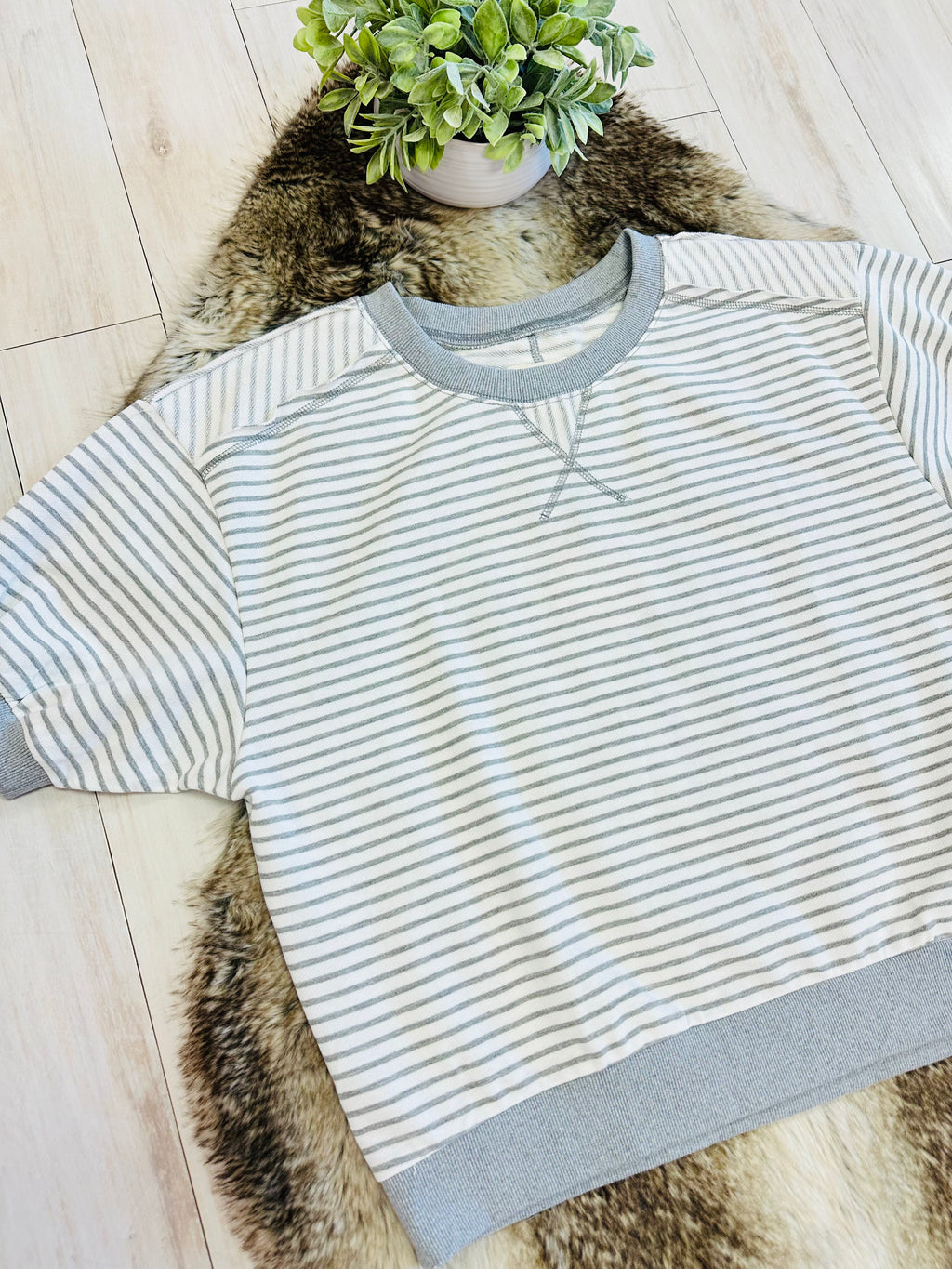 Women’s Umgee Heather Grey Striped Knit Top with Ribbed Trim- Oversized