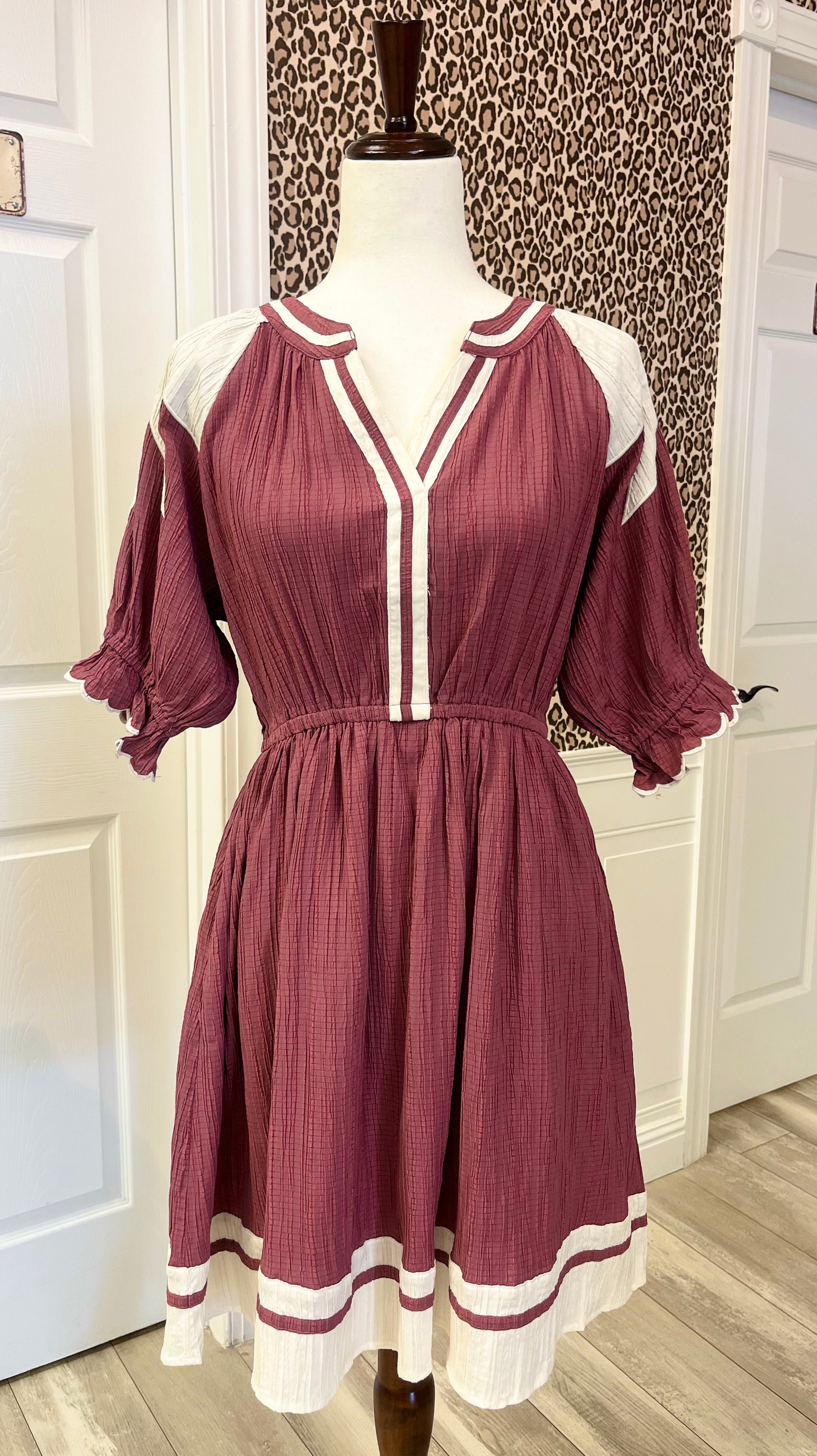Women’s Umgee Deep Rose Textured Split Neck Dress
