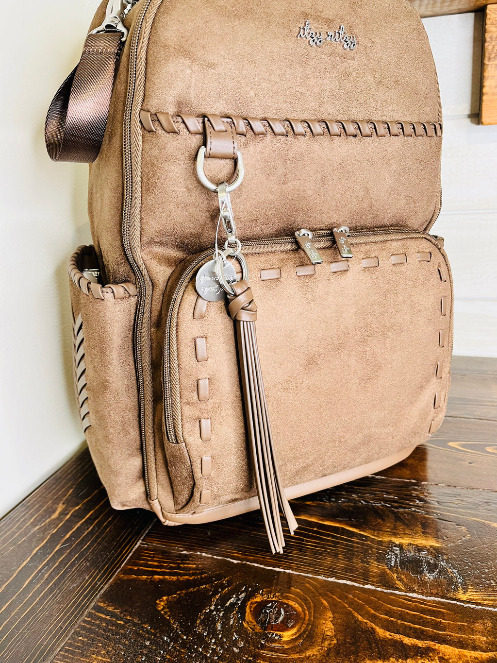 Itzy Ritzy Boss Plus Brown Lacing Diaper Bag