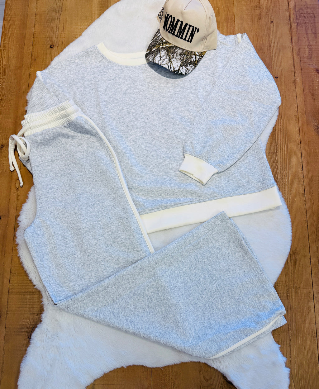 Women’s Zenana Scuba Drawstring Pant Lounge Set in Heather Gray