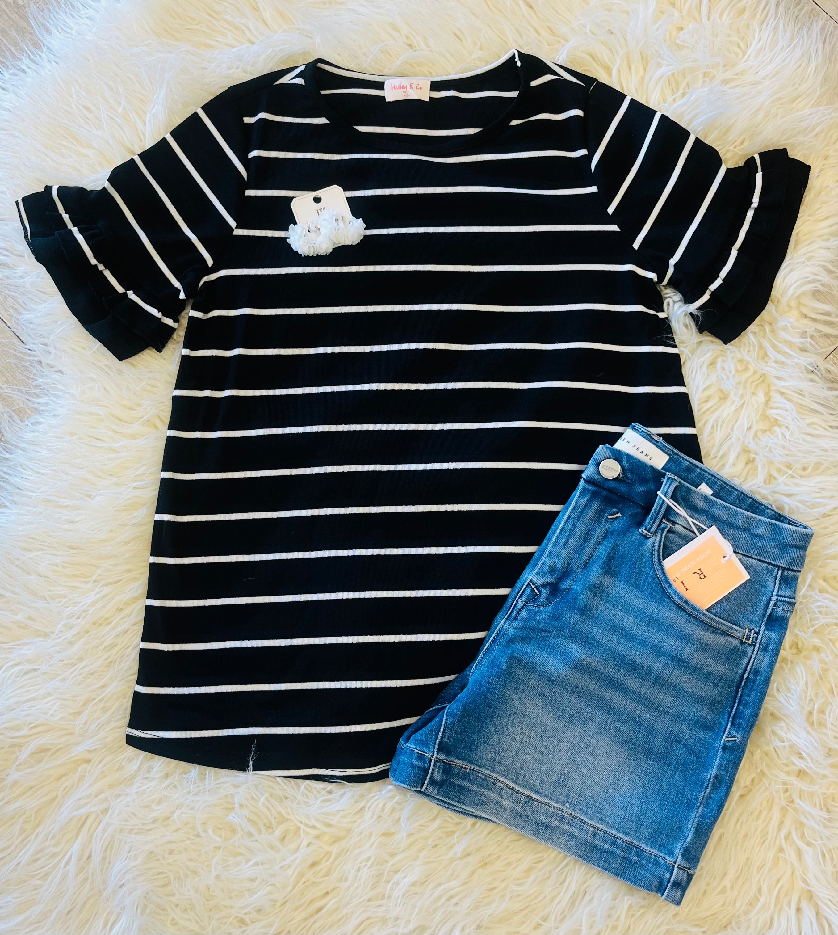 Women’s Black and White Ruffle Sleeve Top