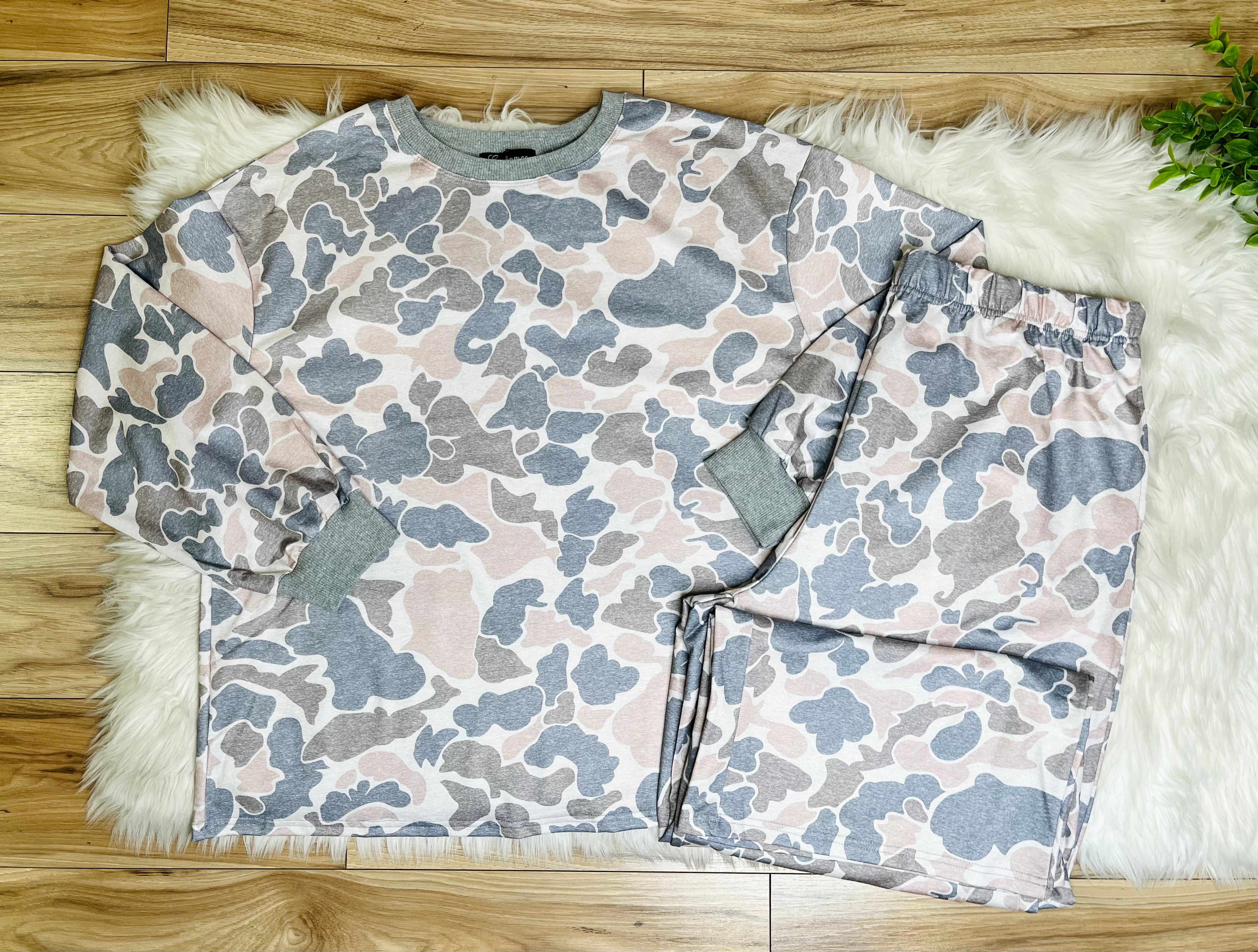 Women’s Evermmee Curvy Camo Pant Set