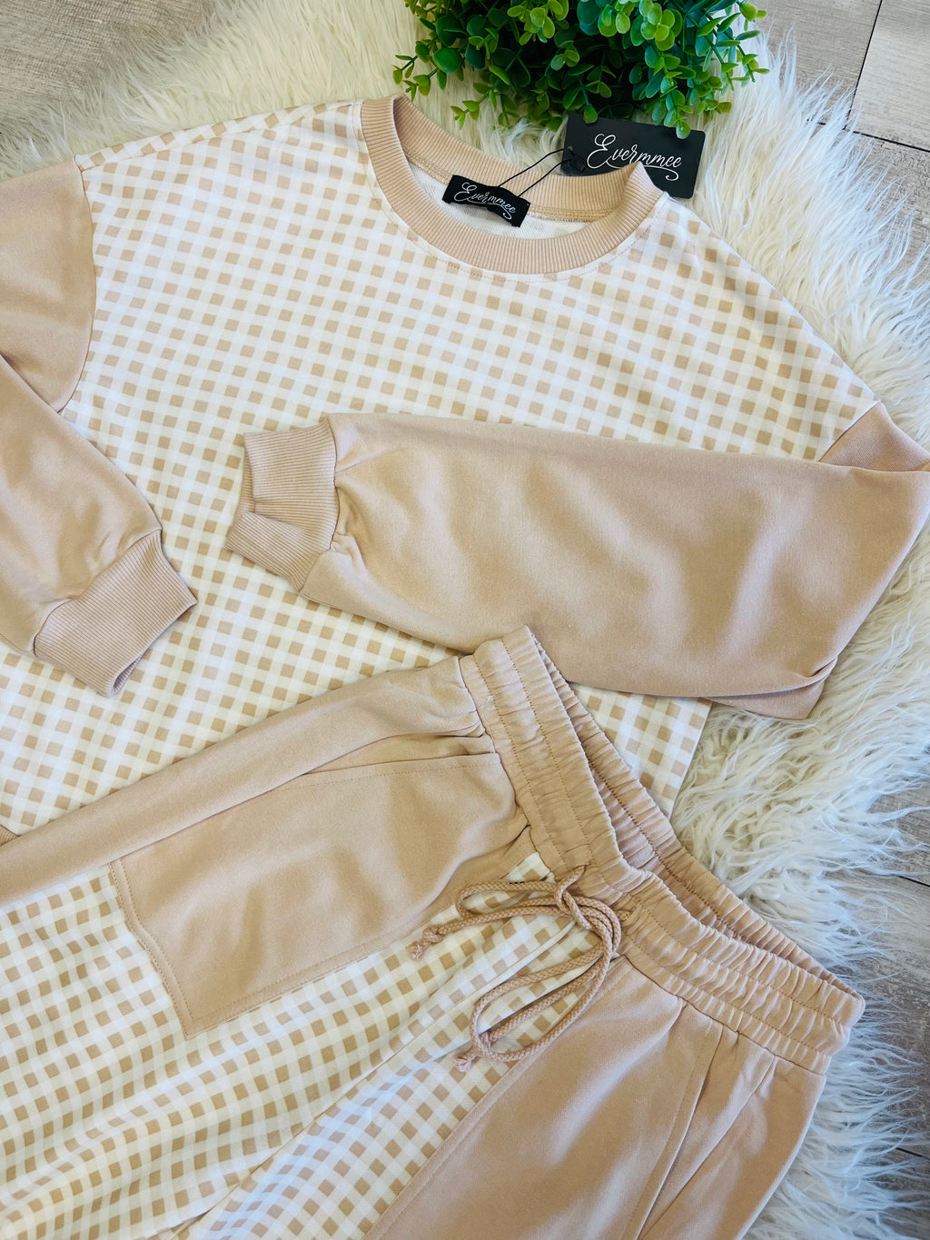 Women’s Evermmee Beige and White Gingham Set - True to Size