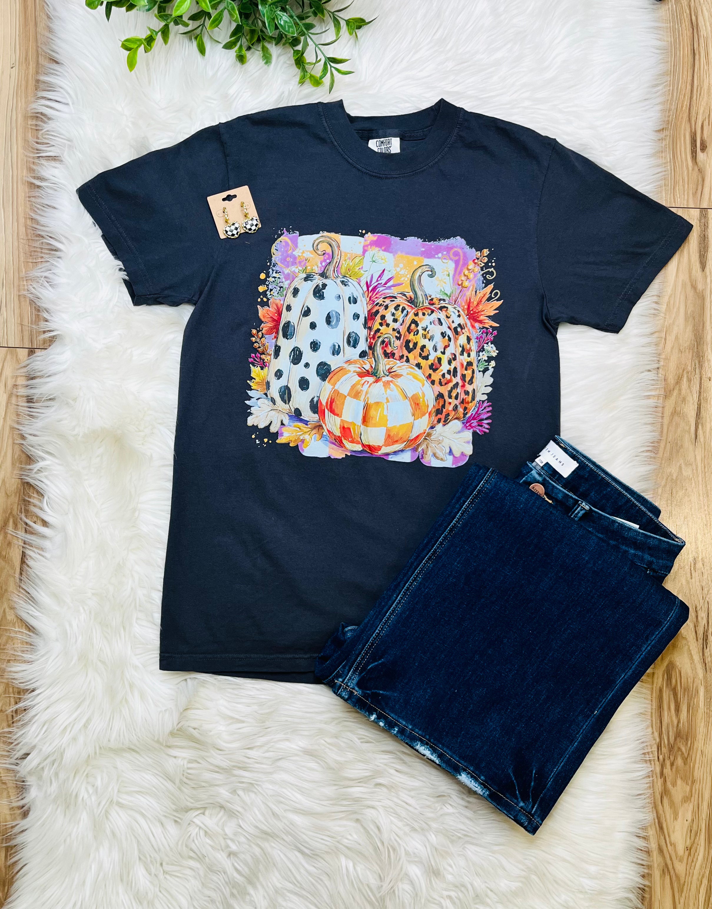 Women’s Comfort Color Pumpkin Tee