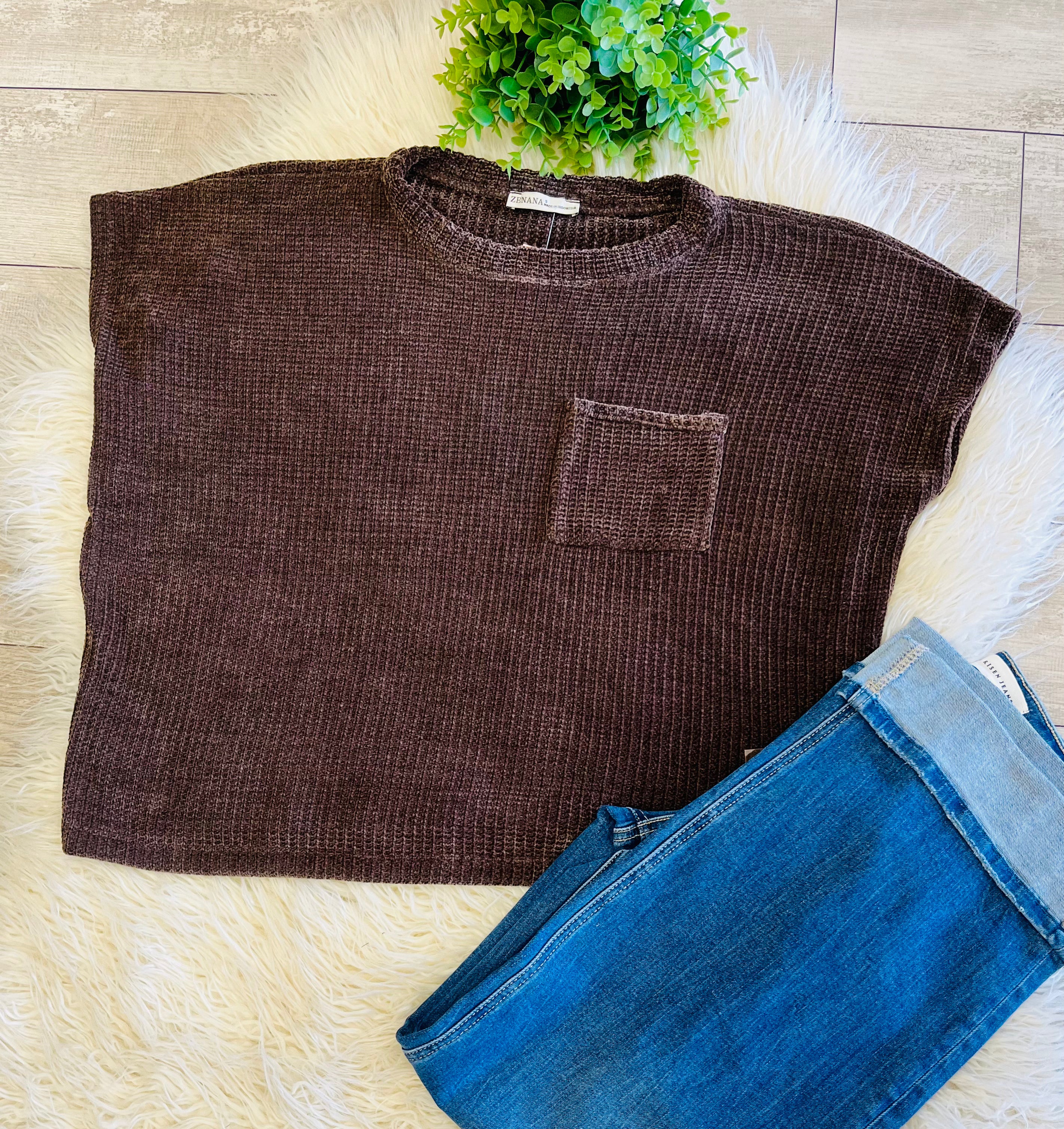 Women’s Zenana Soft Waffle Knit Pocket Top In Chocolate Brown - Oversized
