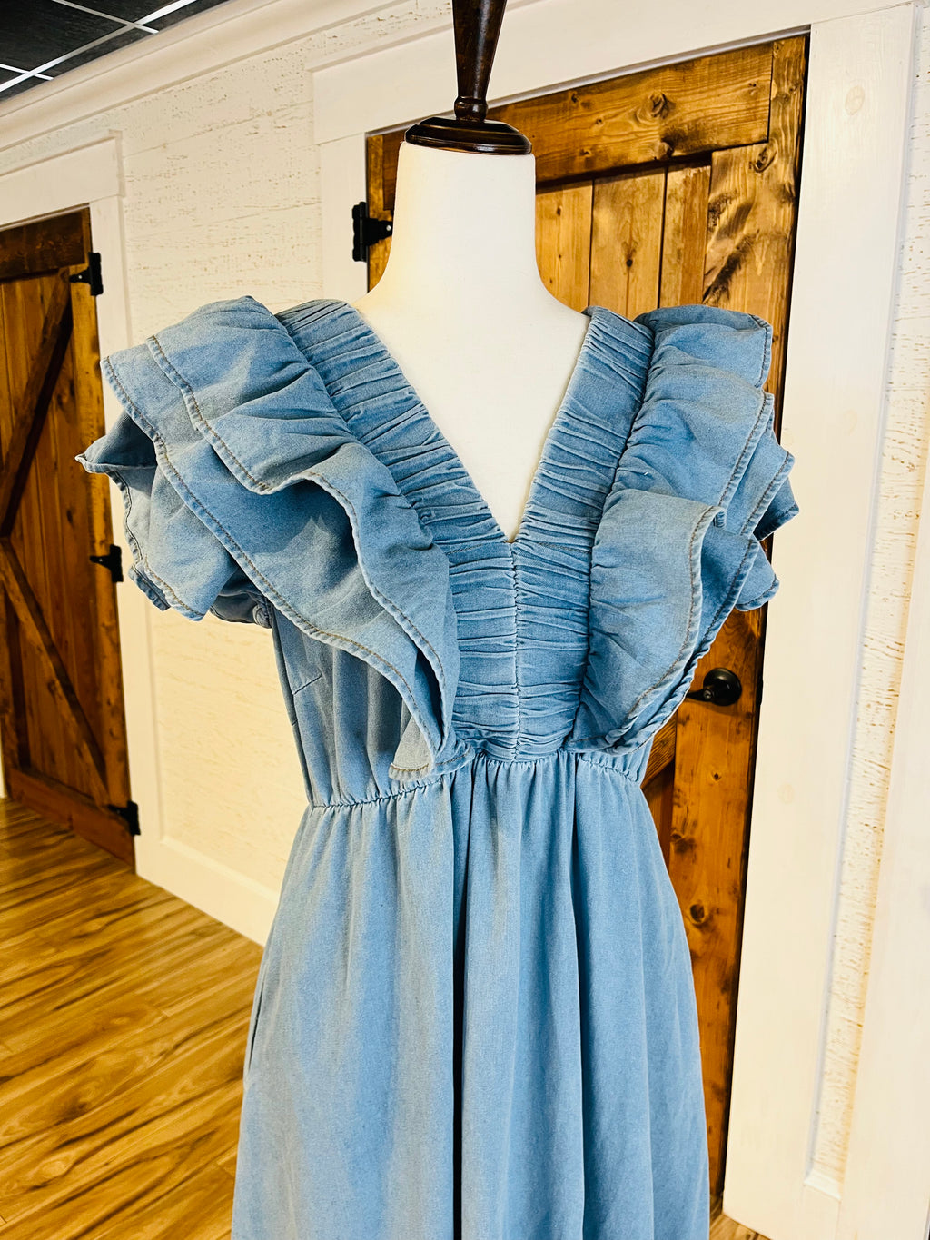 Women’s Umgee Denim V-neck ruffle dress