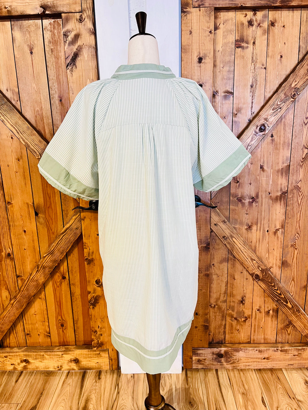 Women’s Umgee Curvy Sage Striped V Neck Dress- True to Size