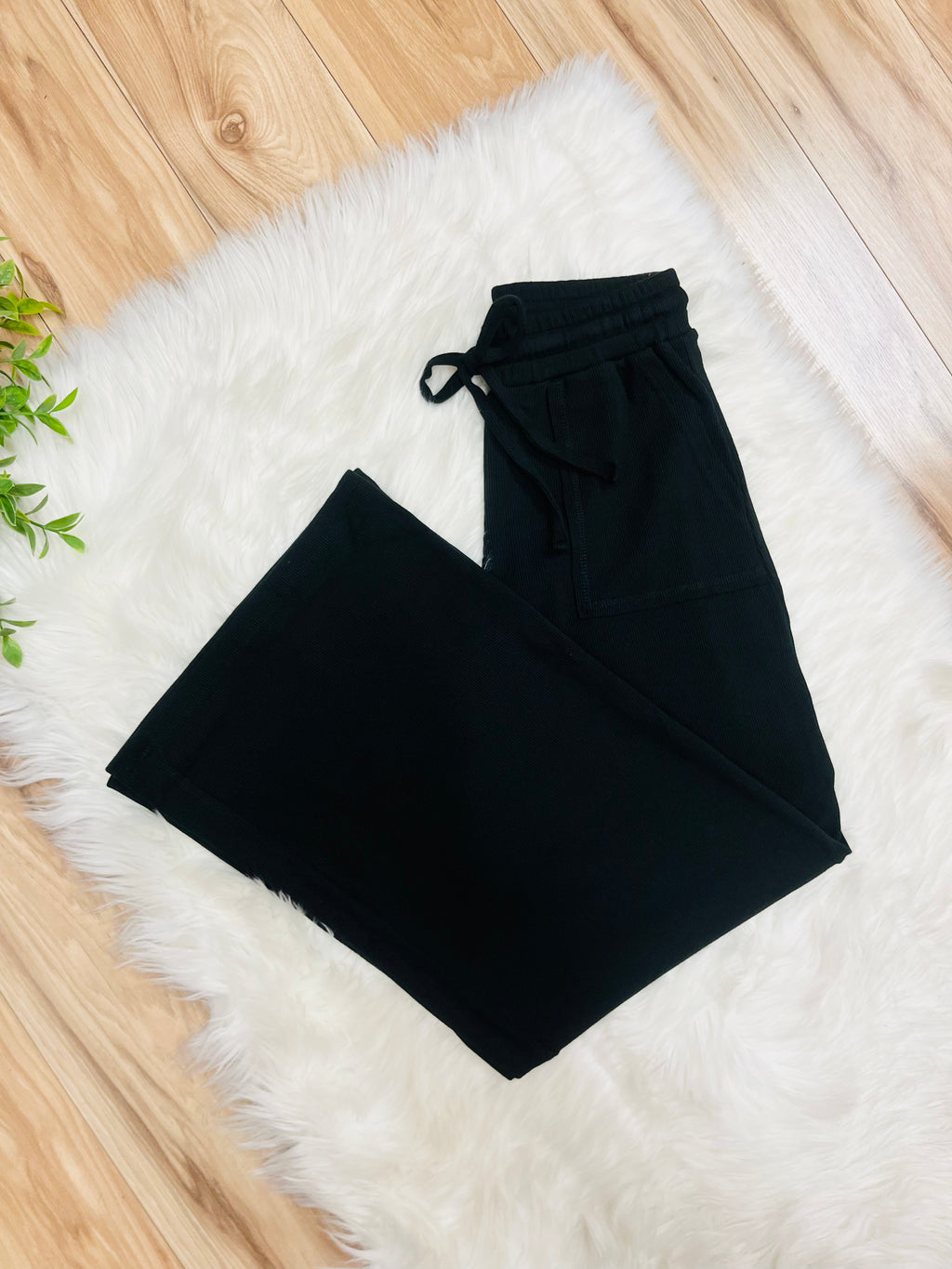 Women’s Zenana Black Ribbed Cuff Sleeve Pant Set