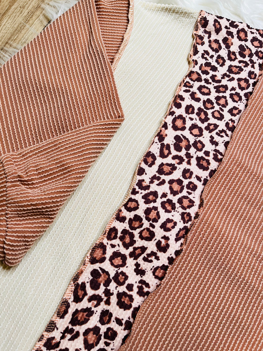 Women’s Evermmee Leopard Detail Top