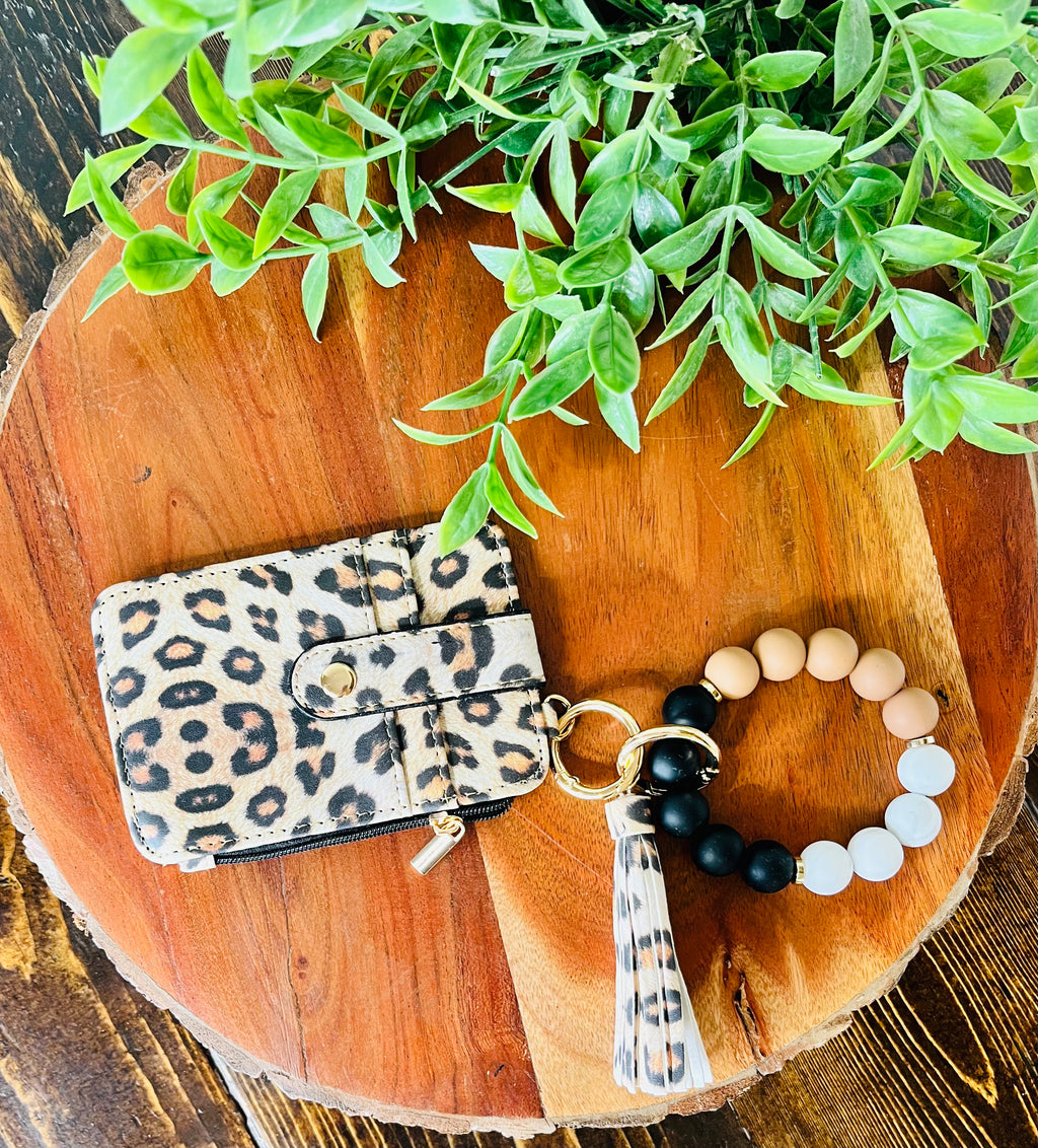 Wristlet ID Badge Zipper Pouch Keychain Cheetah