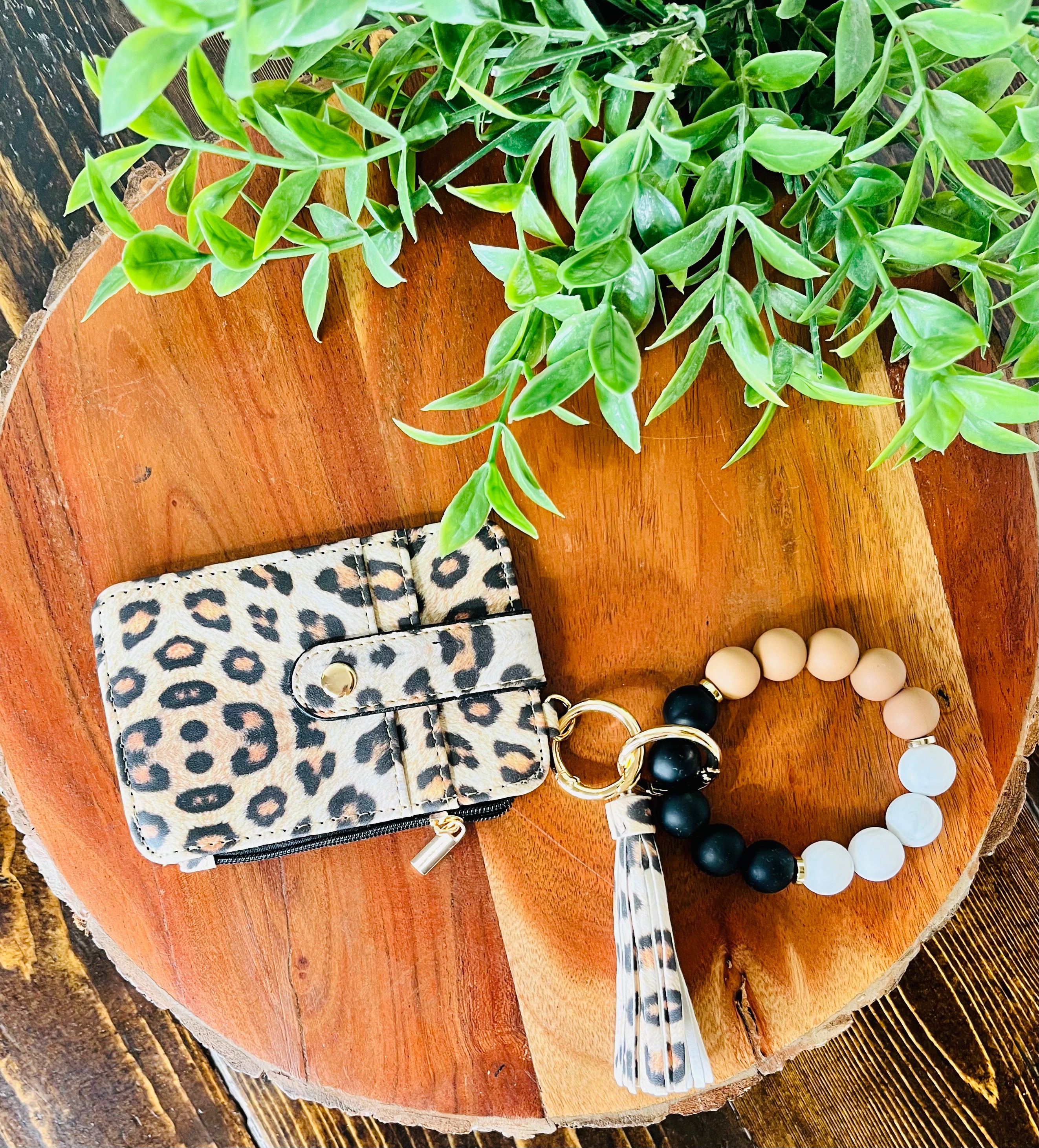 Wristlet ID Badge Zipper Pouch Keychain Cheetah